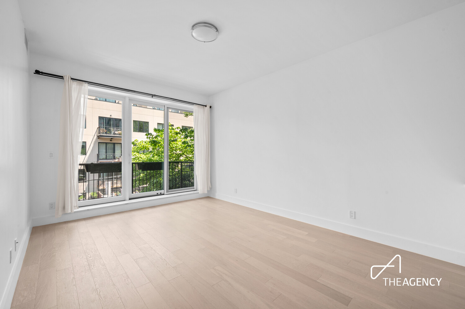 21-19 46TH Avenue 4