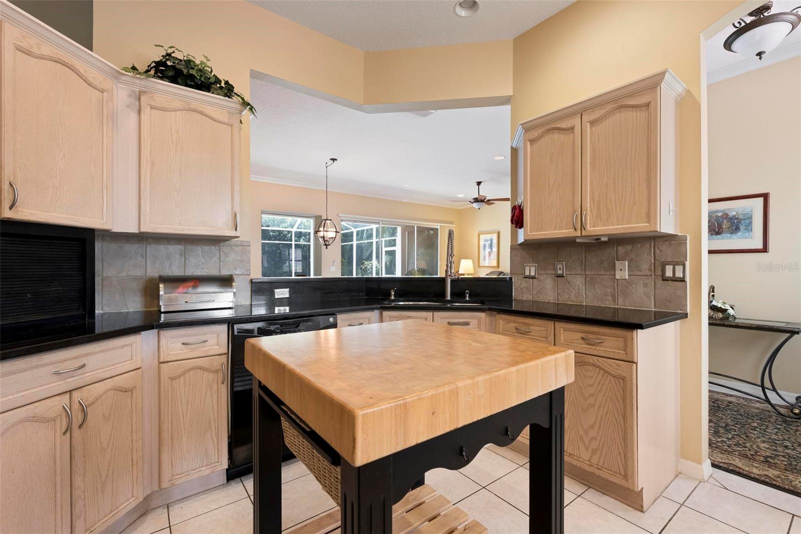 6852 SAGEBRUSH CIR