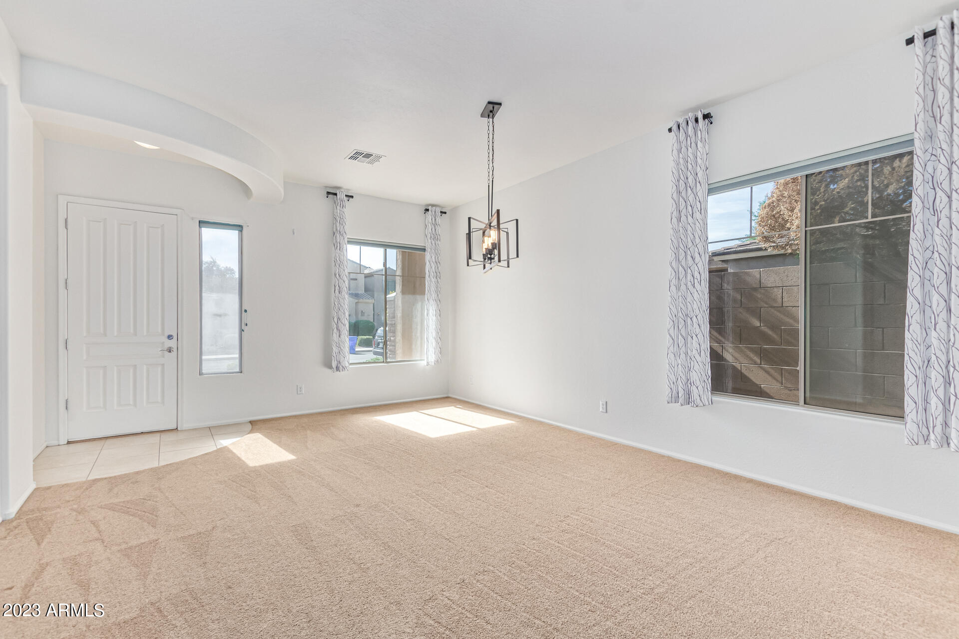 3646 E Palmer Street