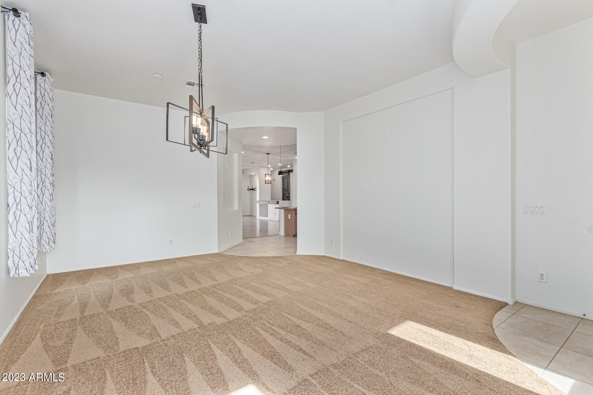 3646 E Palmer Street