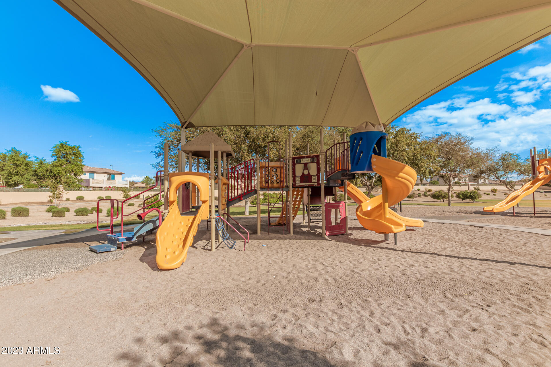 3646 E Palmer Street