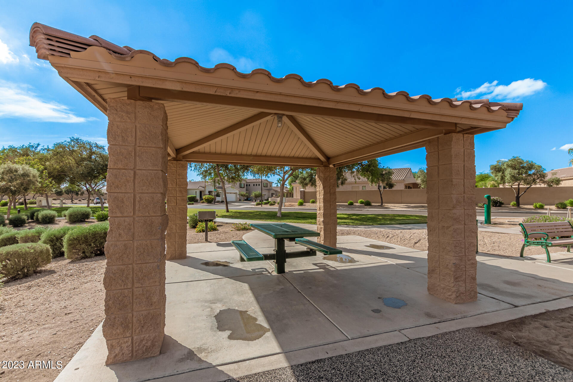 3646 E Palmer Street