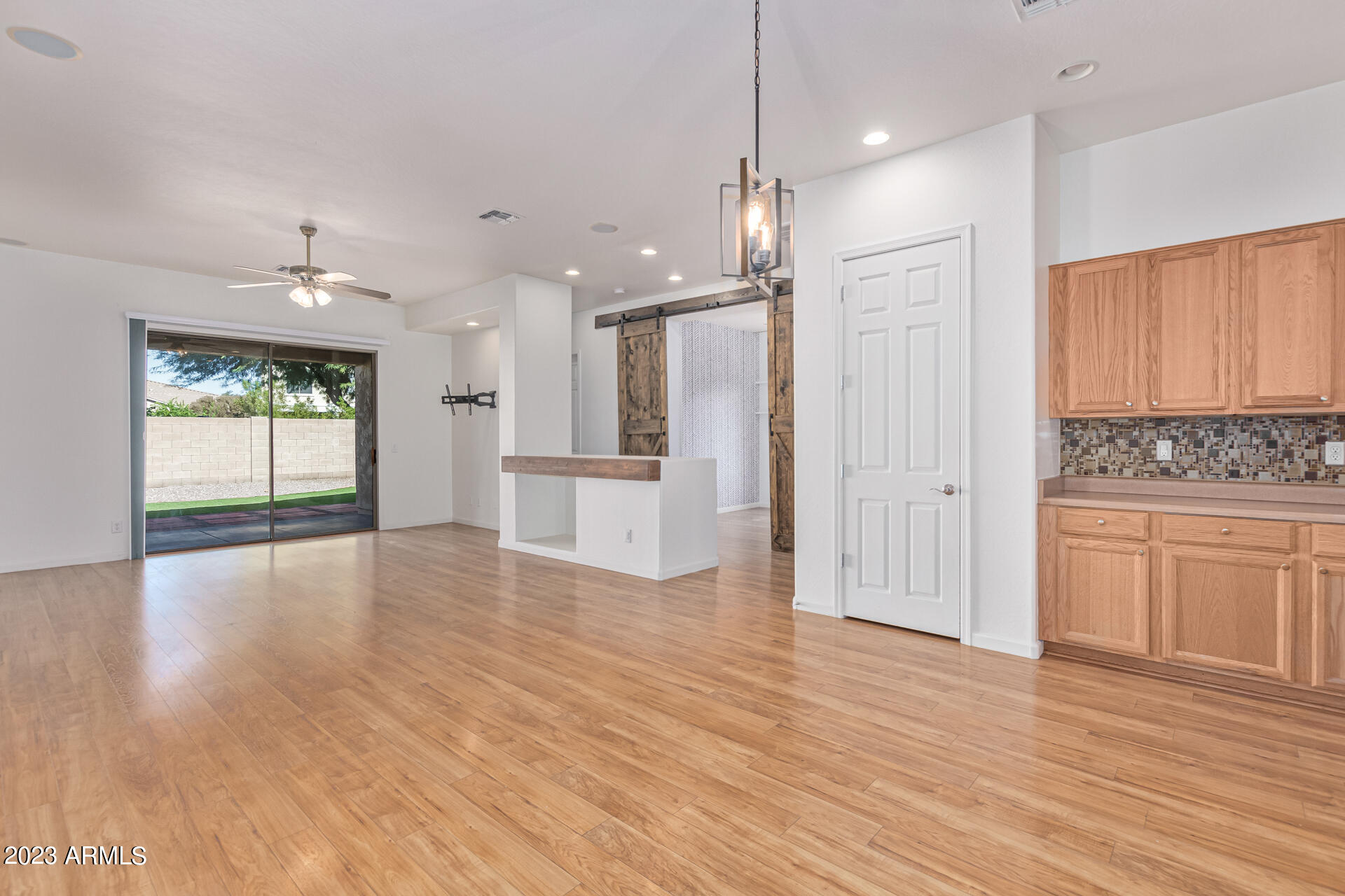 3646 E Palmer Street