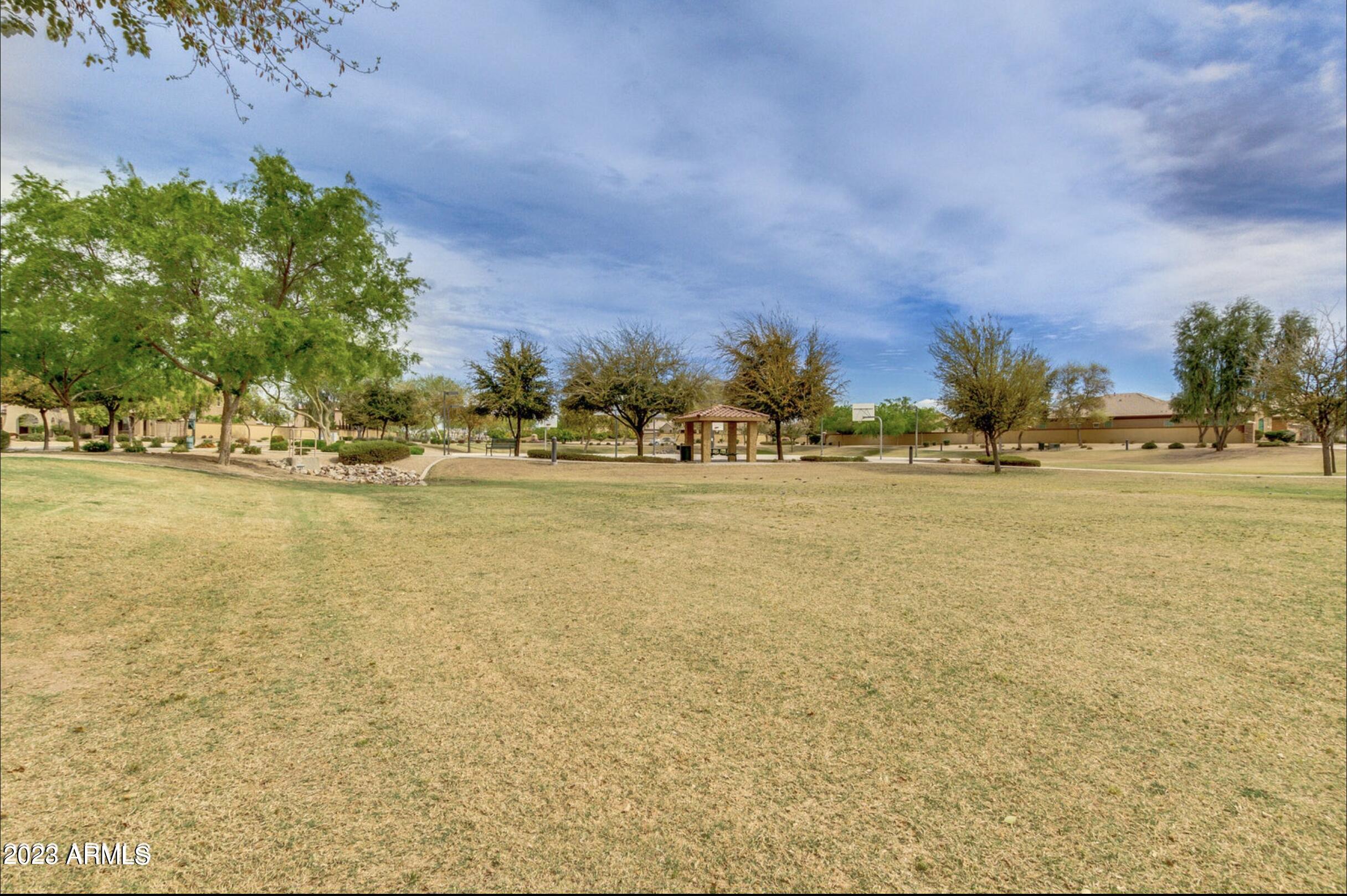 3646 E Palmer Street