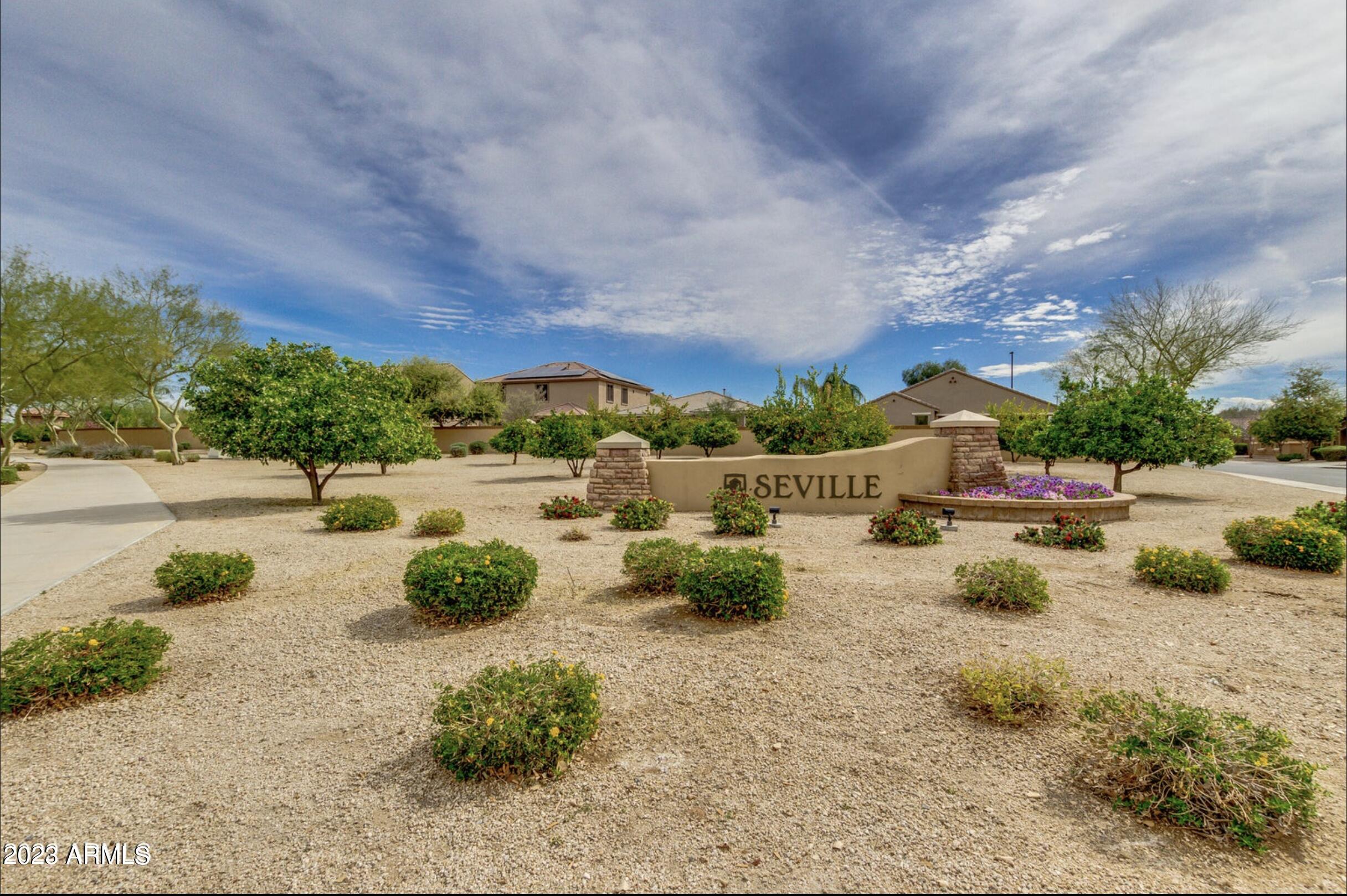 3646 E Palmer Street