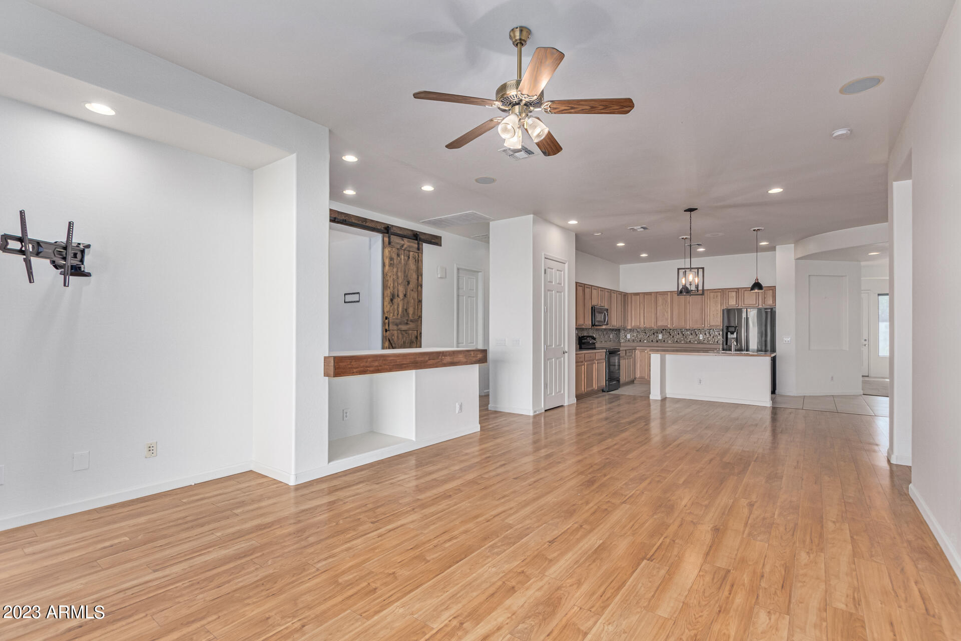 3646 E Palmer Street