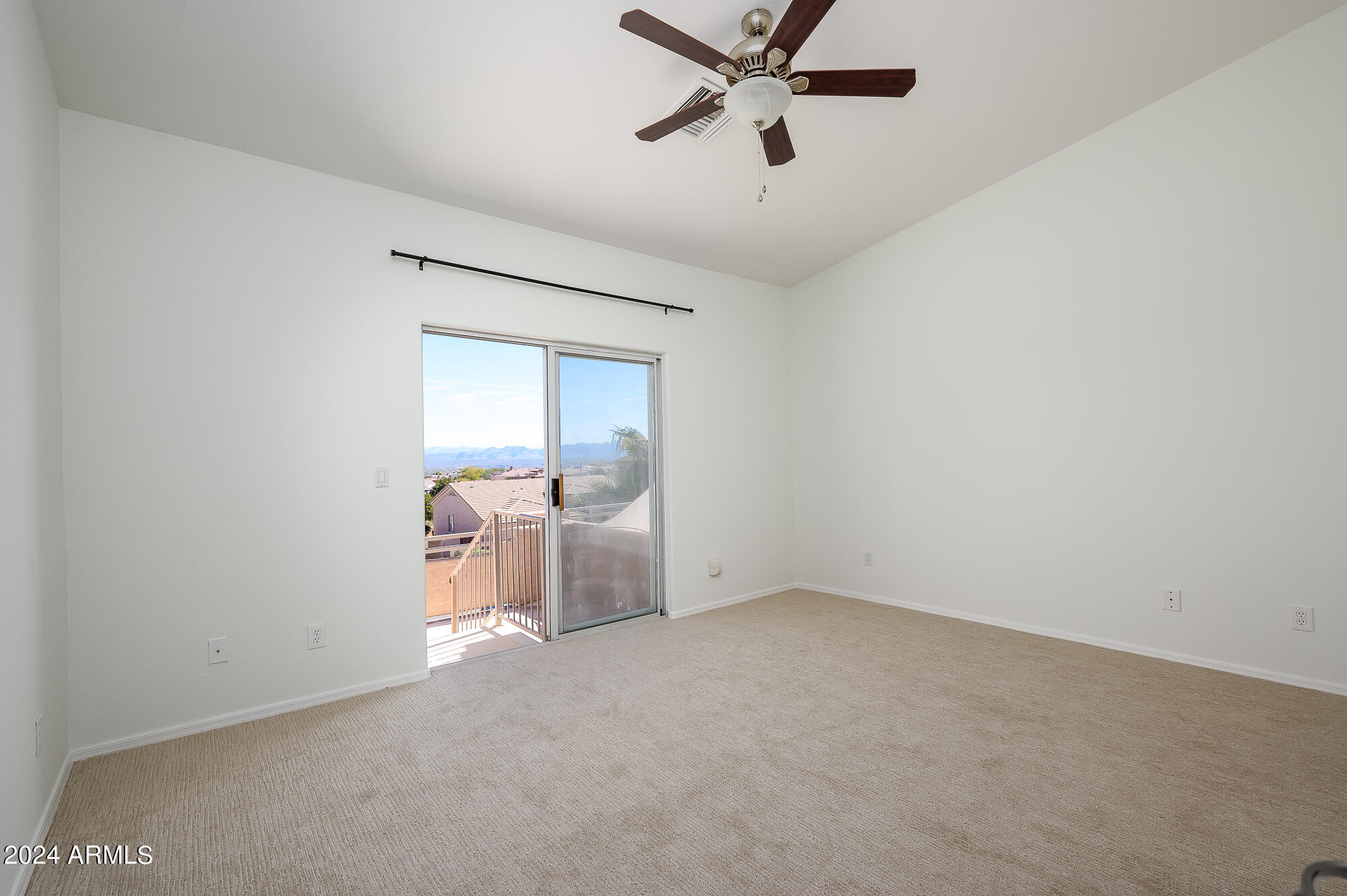 12852 N MOUNTAINSIDE Drive, 2