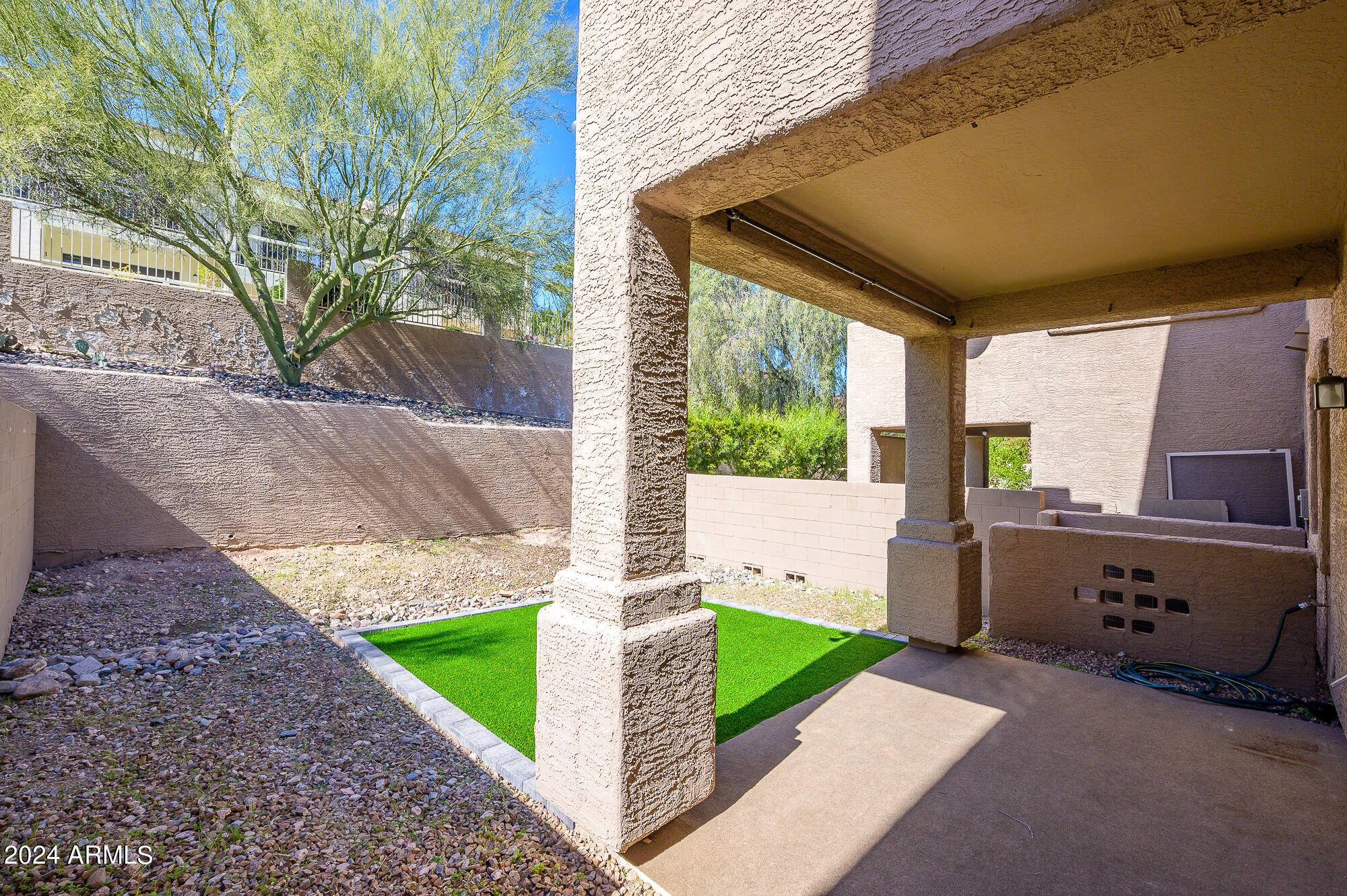 12852 N MOUNTAINSIDE Drive, 2