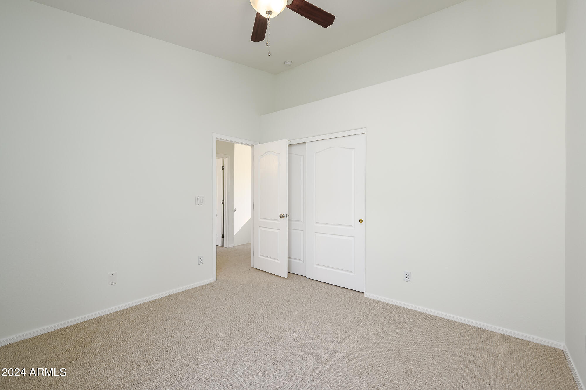 12852 N MOUNTAINSIDE Drive, 2