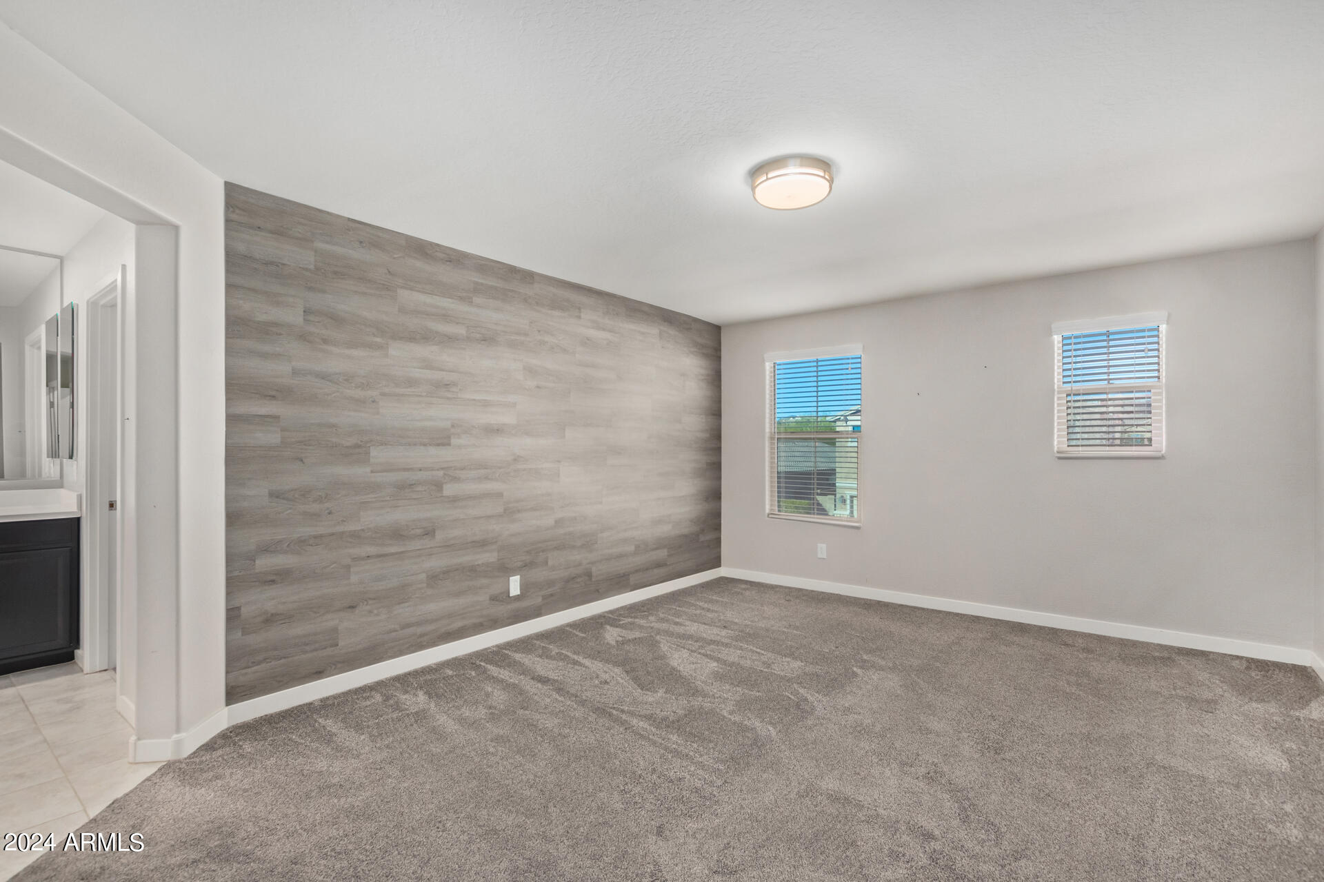 2927 W WESTLAND Road