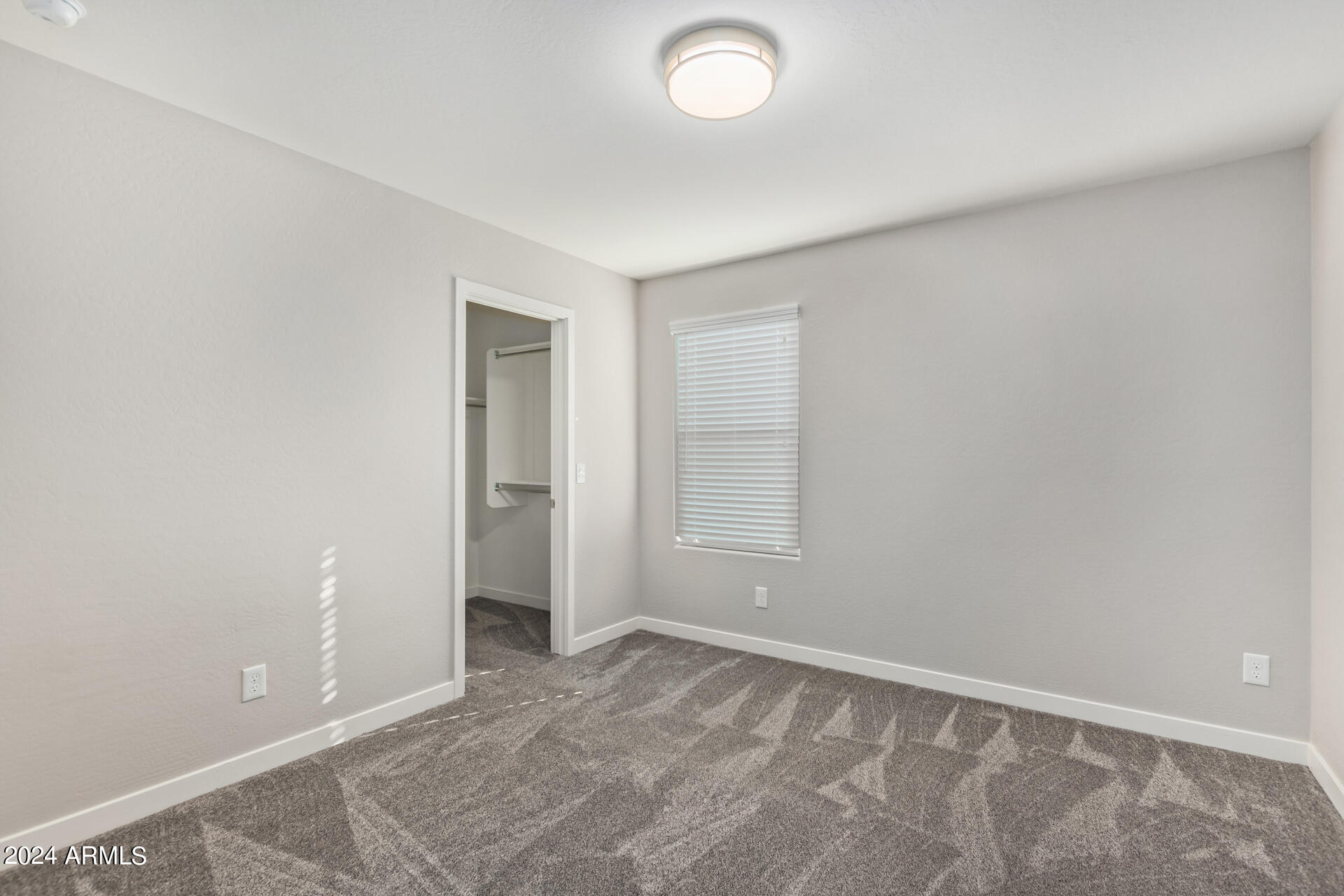 2927 W WESTLAND Road