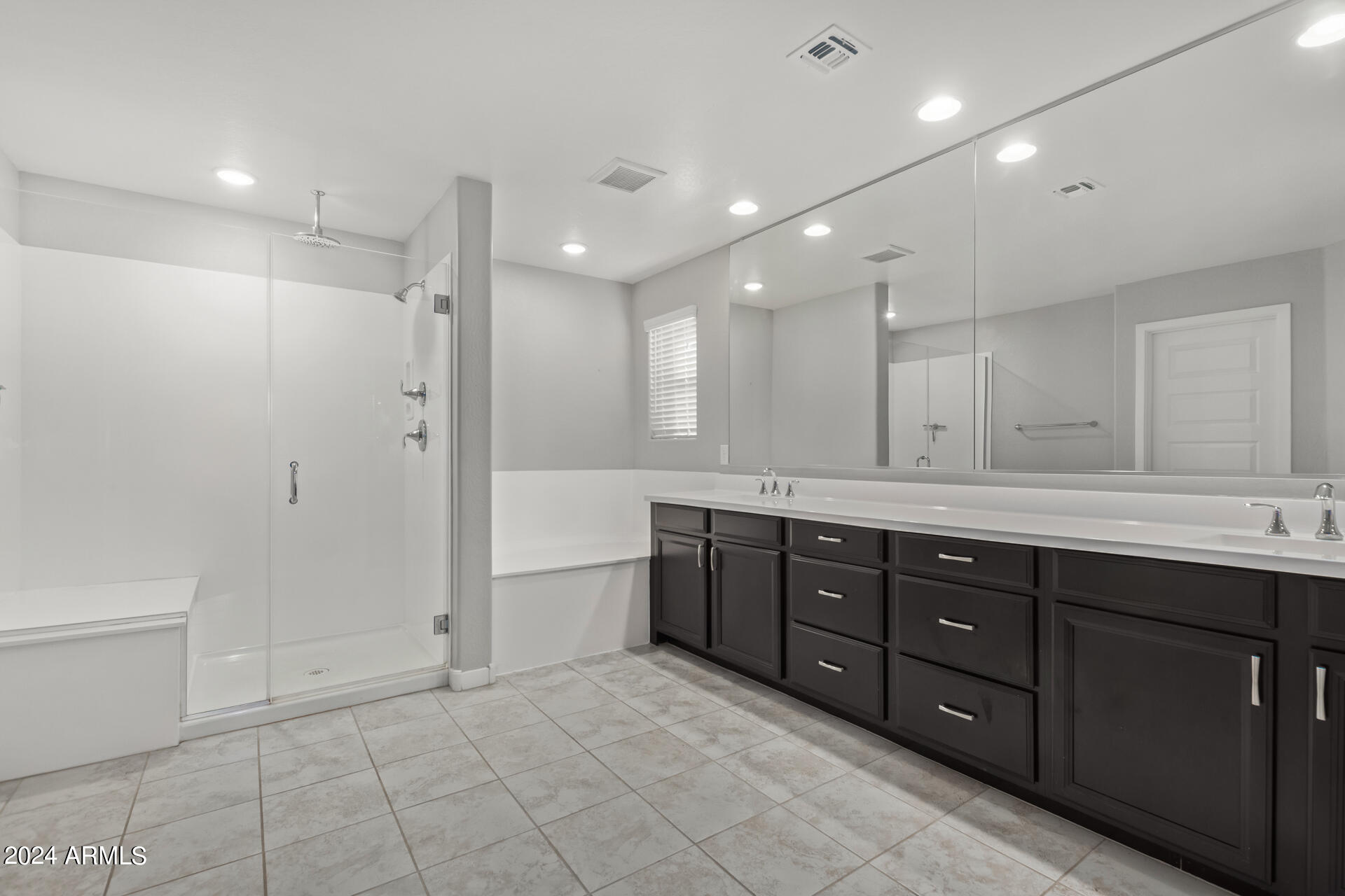 2927 W WESTLAND Road