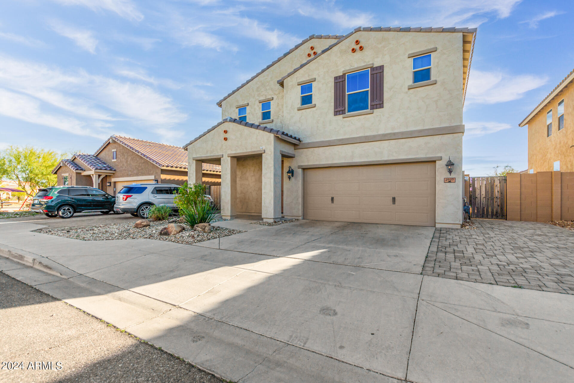 2927 W WESTLAND Road