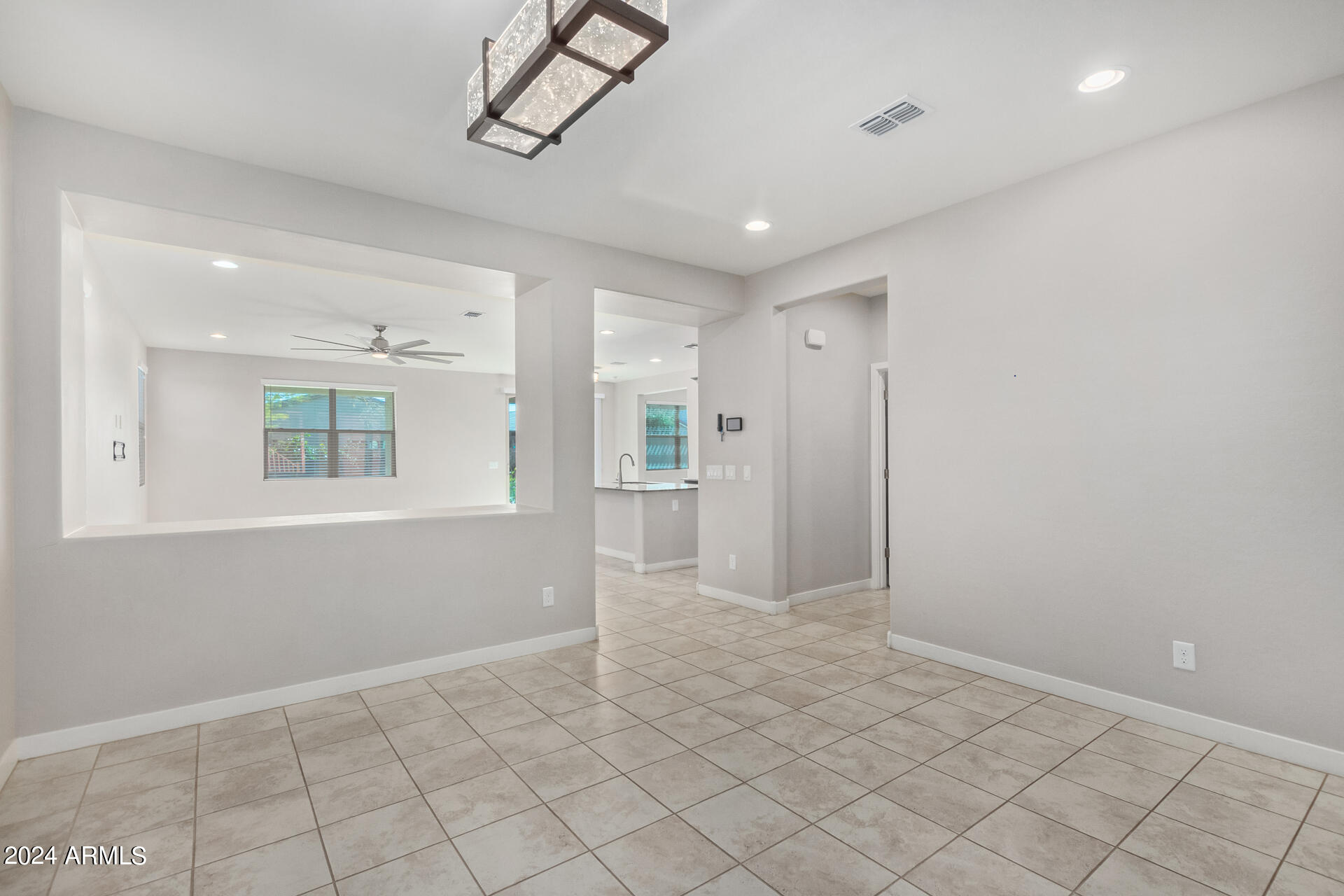 2927 W WESTLAND Road