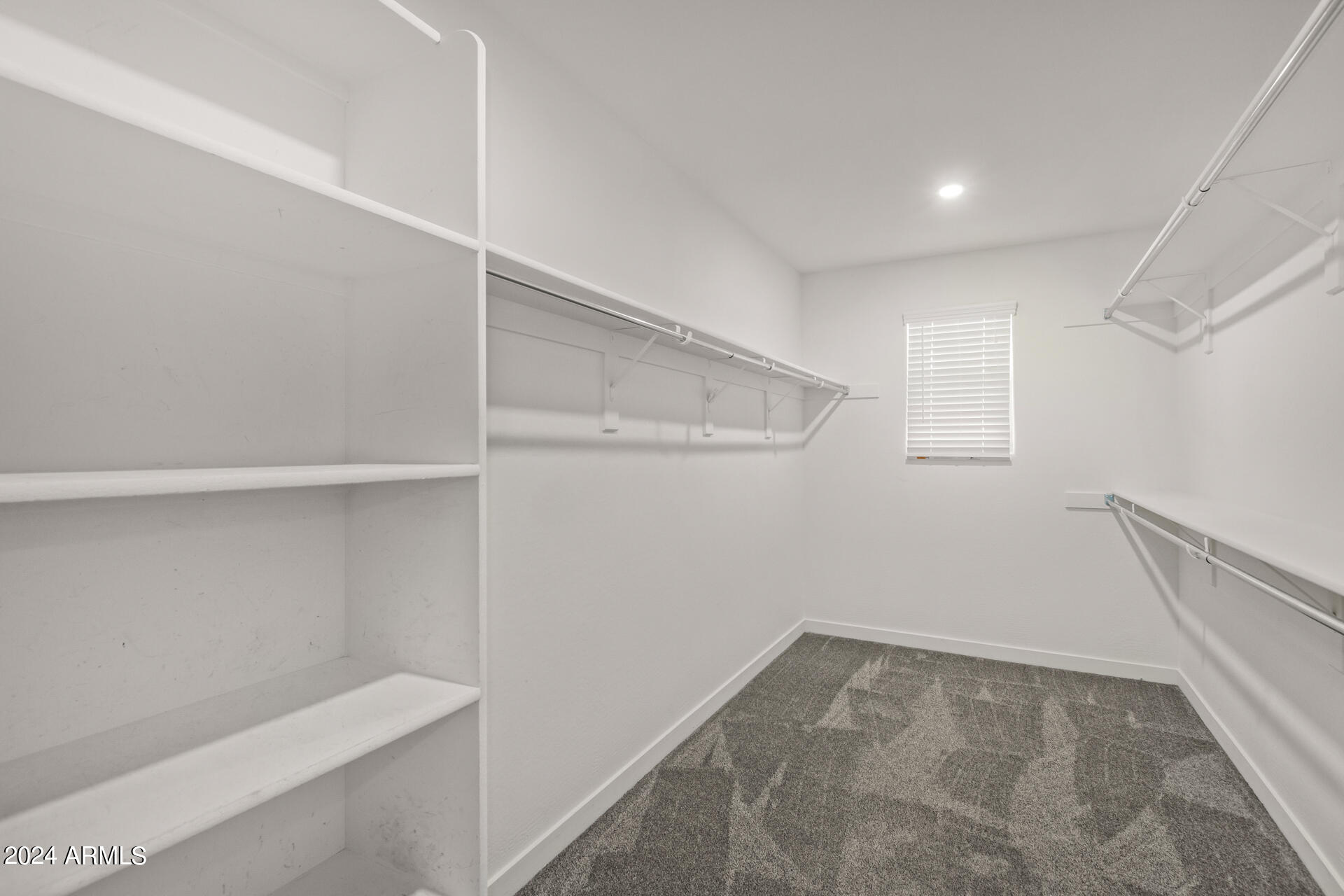 2927 W WESTLAND Road