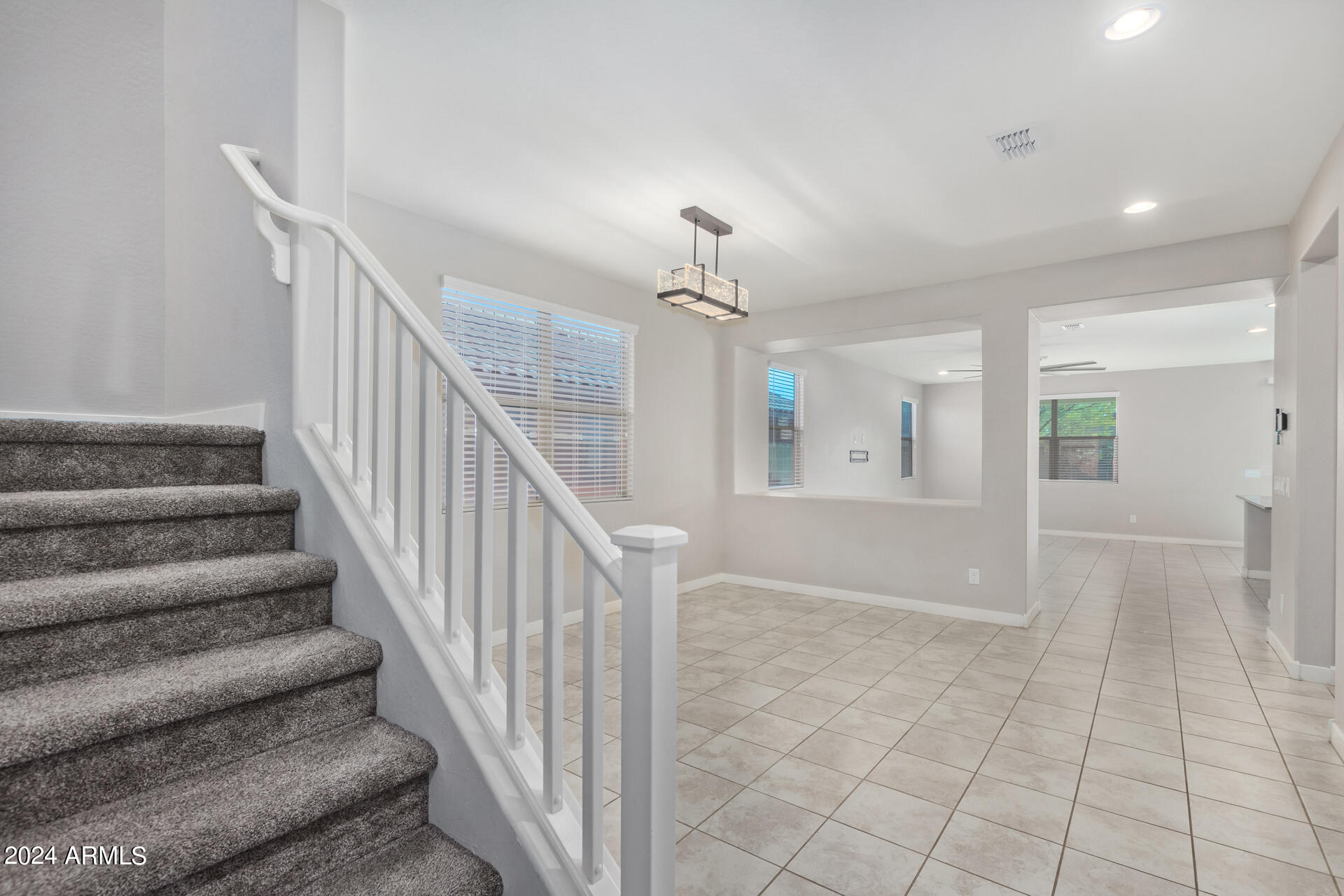 2927 W WESTLAND Road