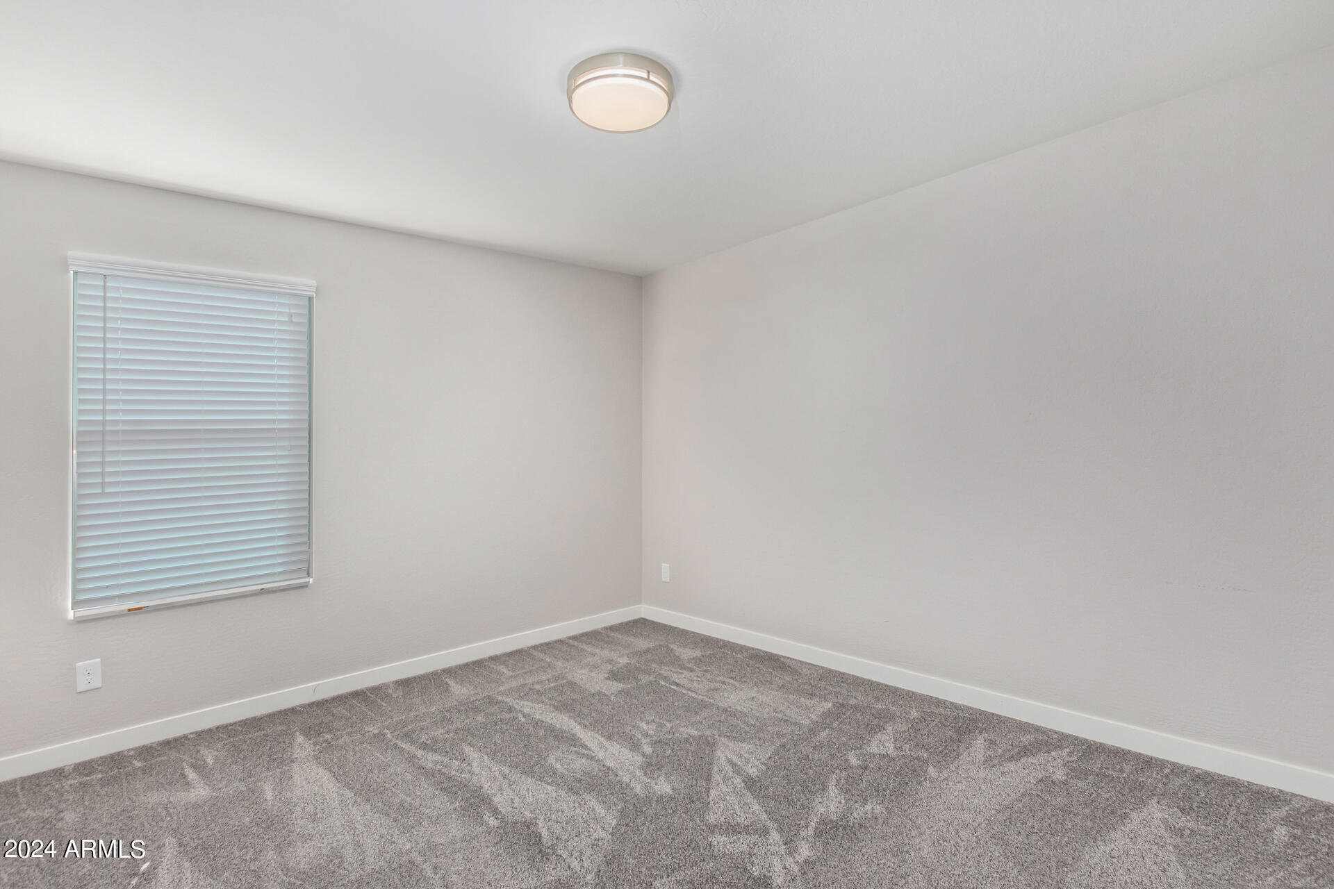 2927 W WESTLAND Road