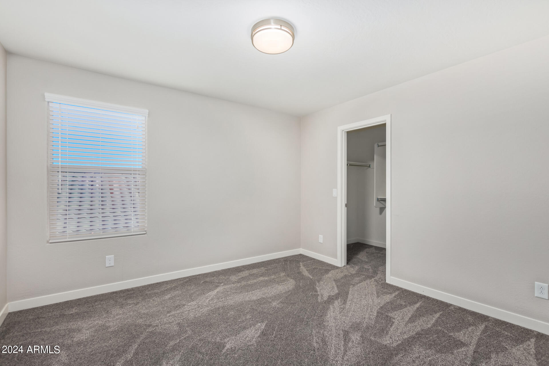 2927 W WESTLAND Road