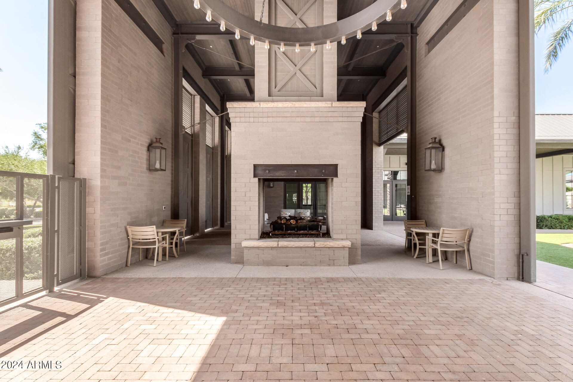 2026 W UNION PARK Drive