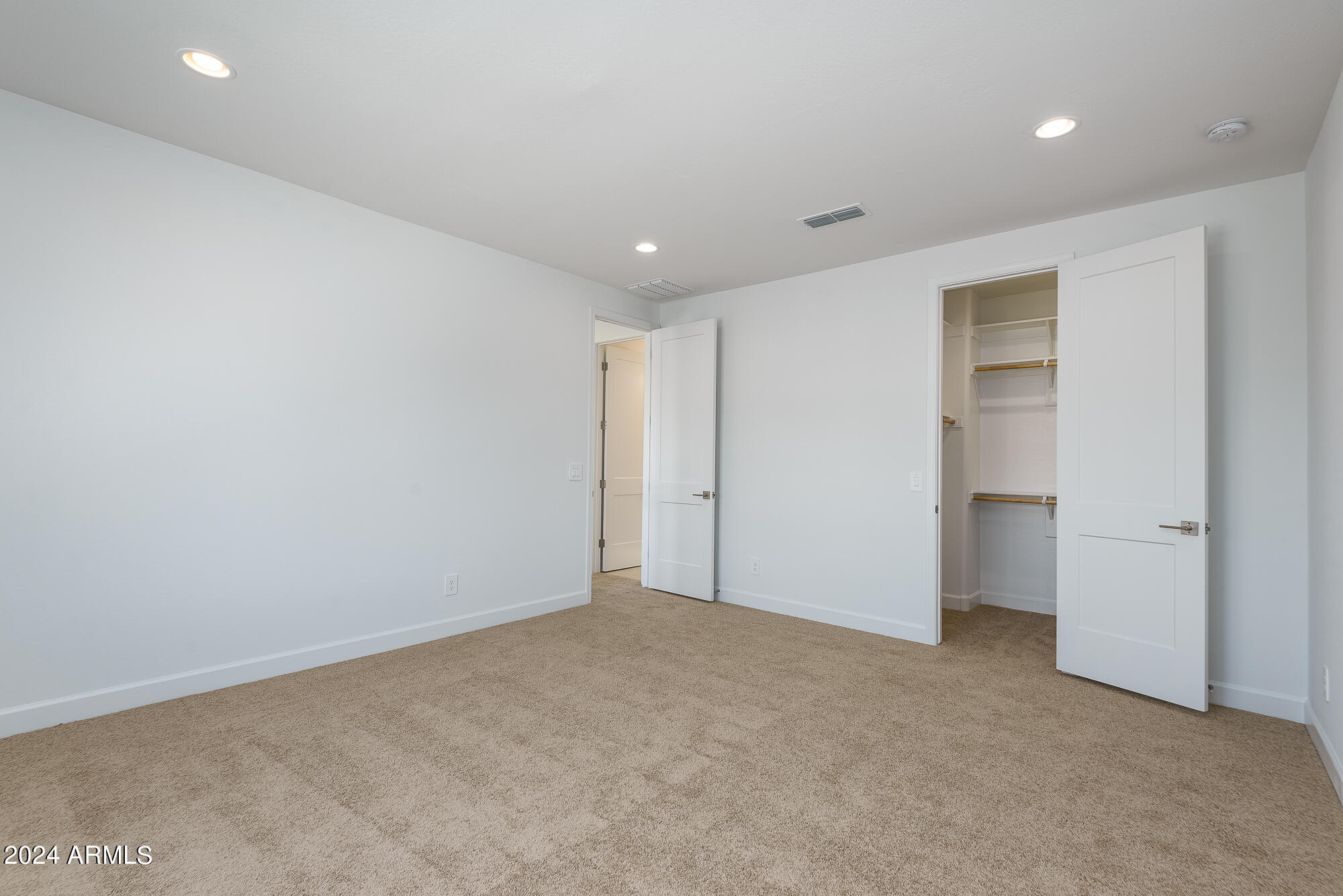 2026 W UNION PARK Drive