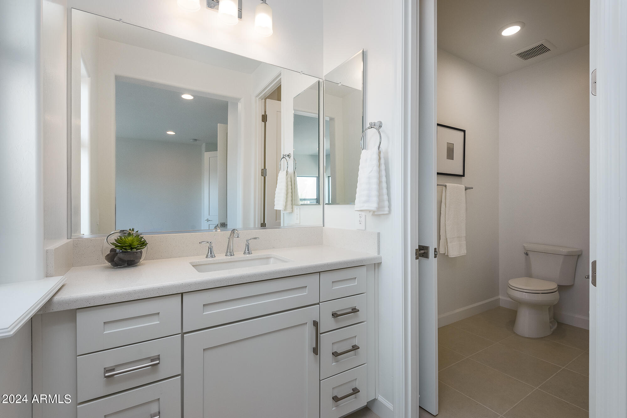 2026 W UNION PARK Drive