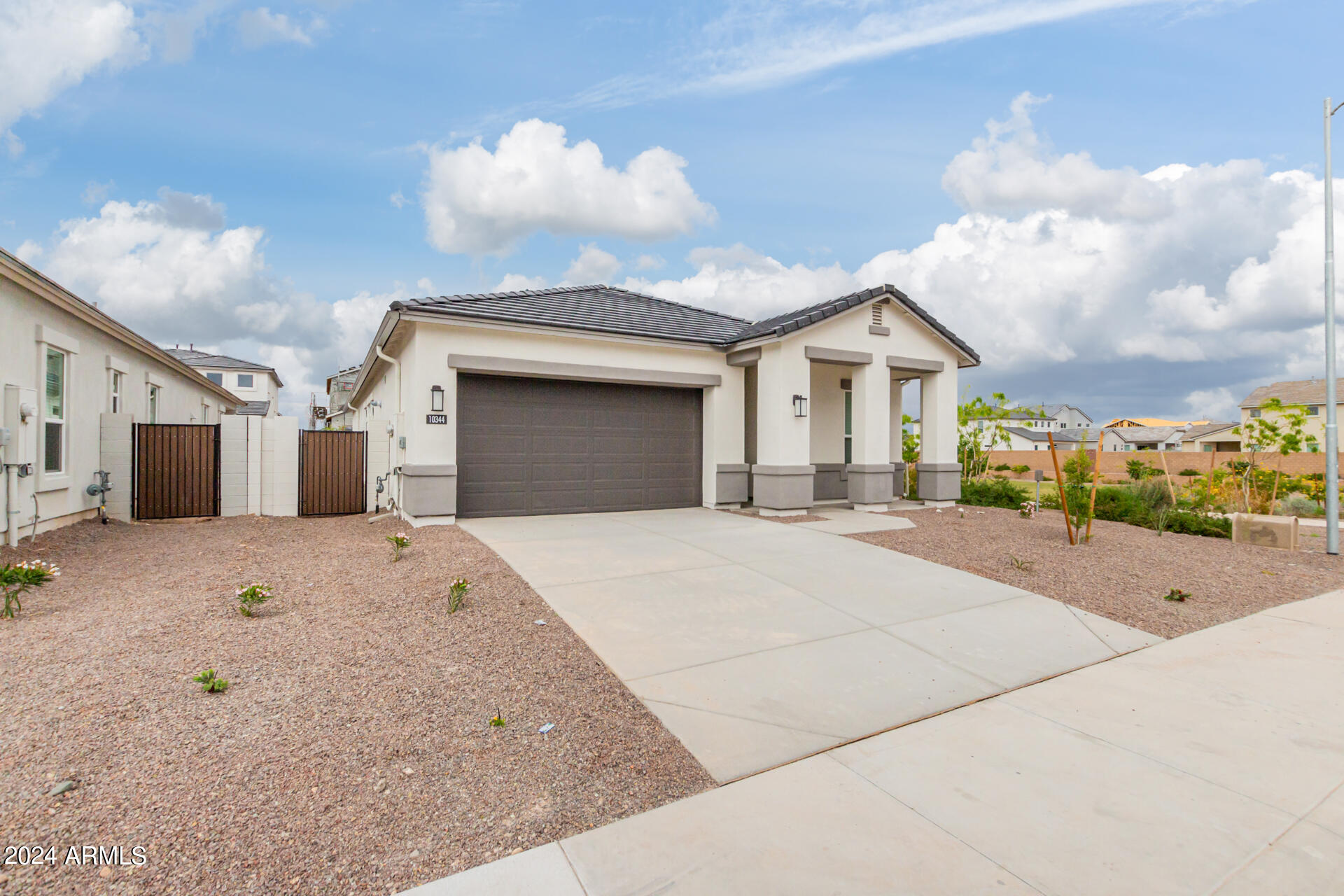 10344 W DEANNA Drive