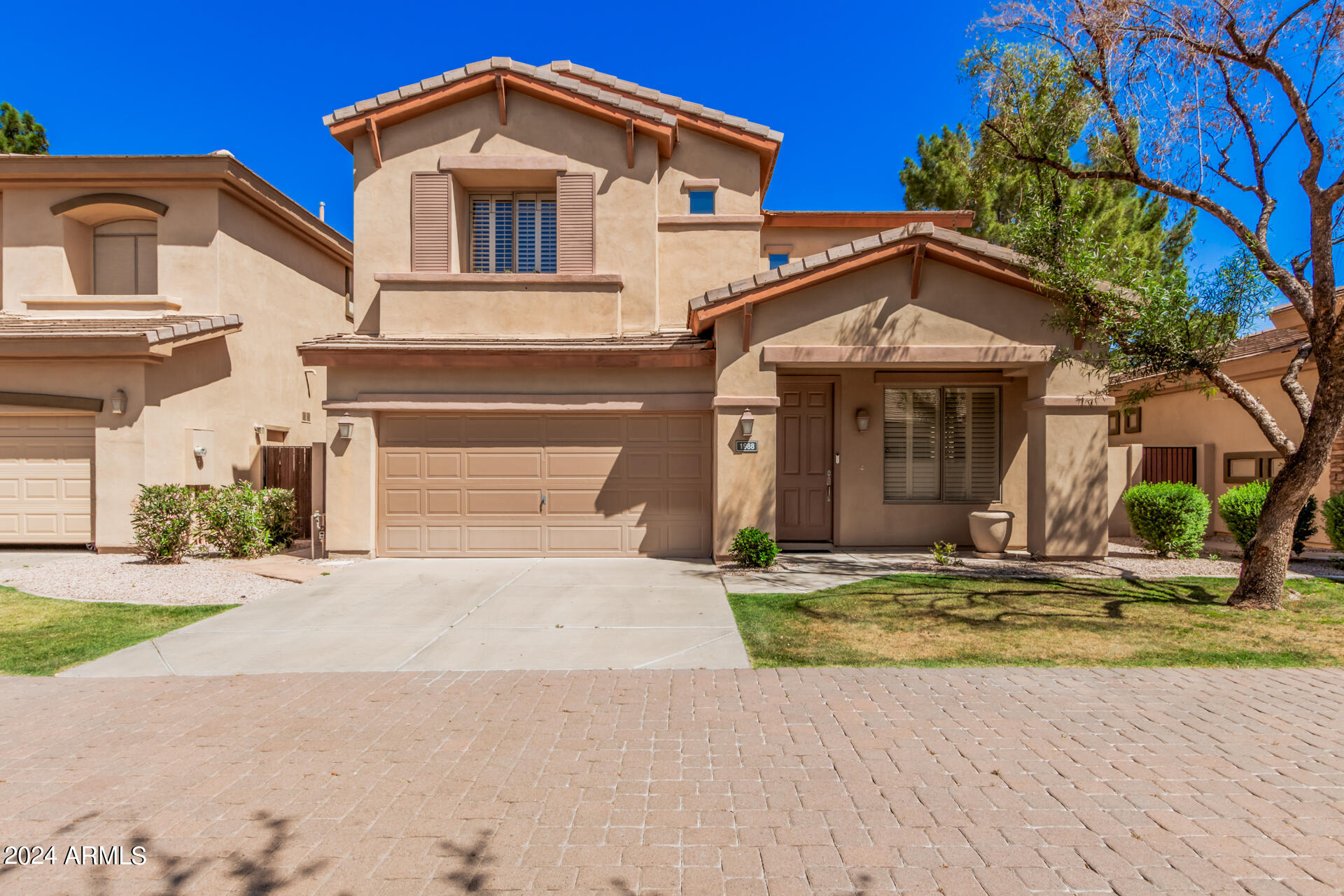 1988 W PERIWINKLE Way