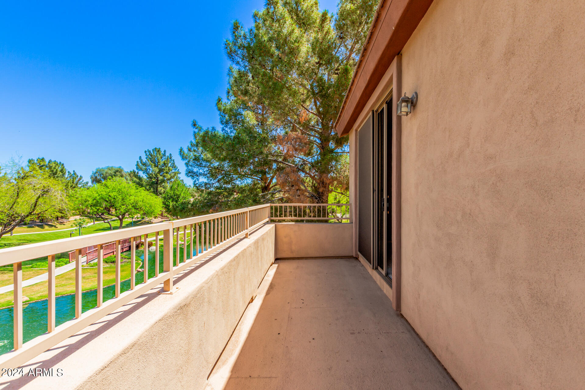 1988 W PERIWINKLE Way