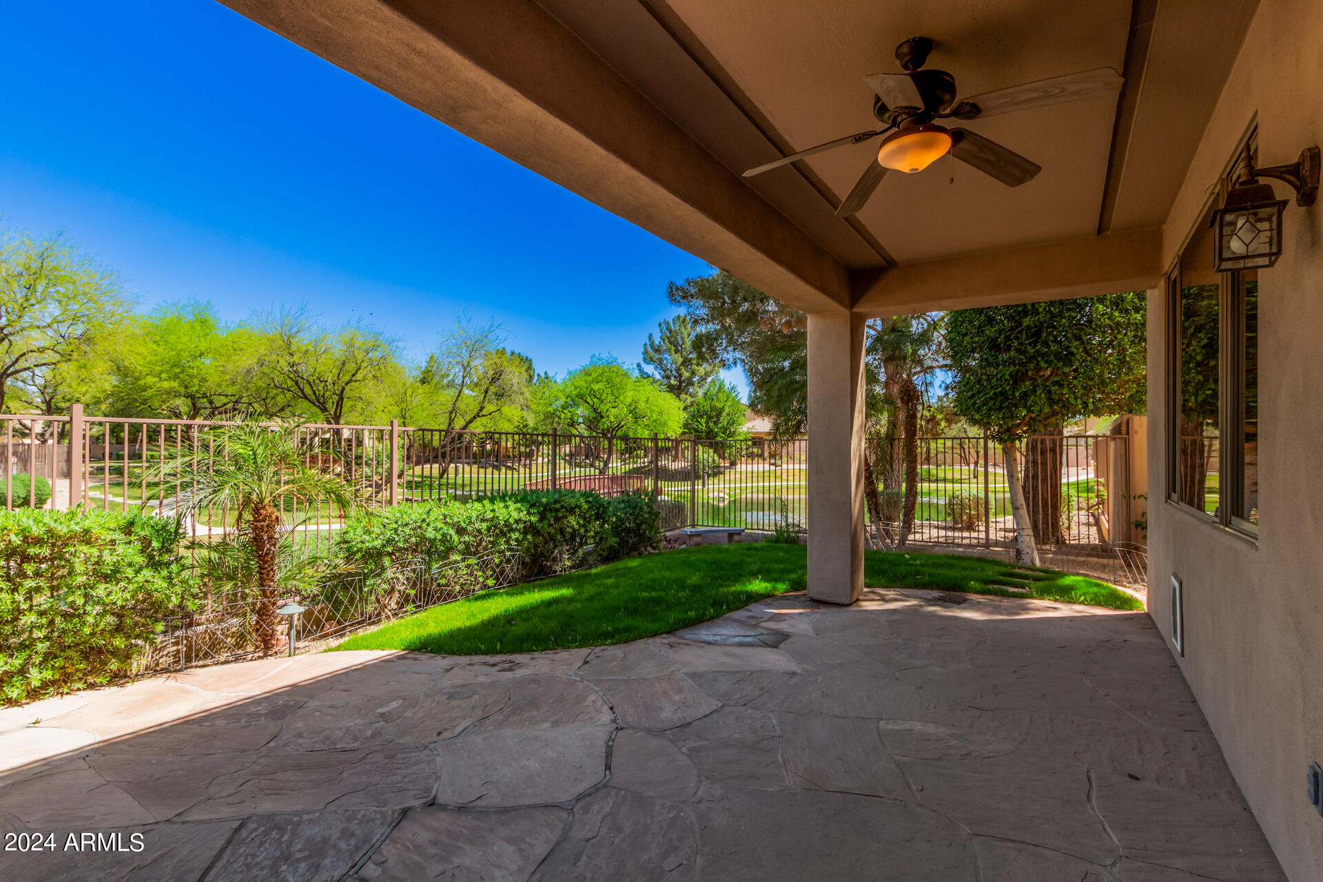 1988 W PERIWINKLE Way