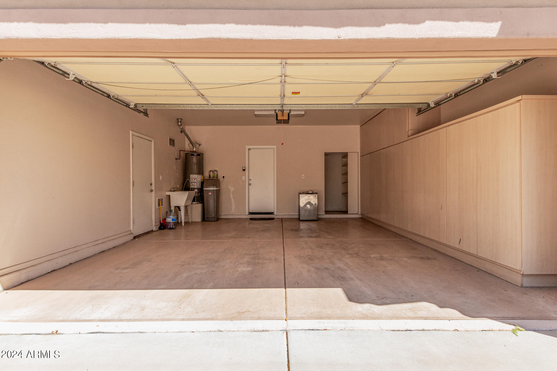 1988 W PERIWINKLE Way