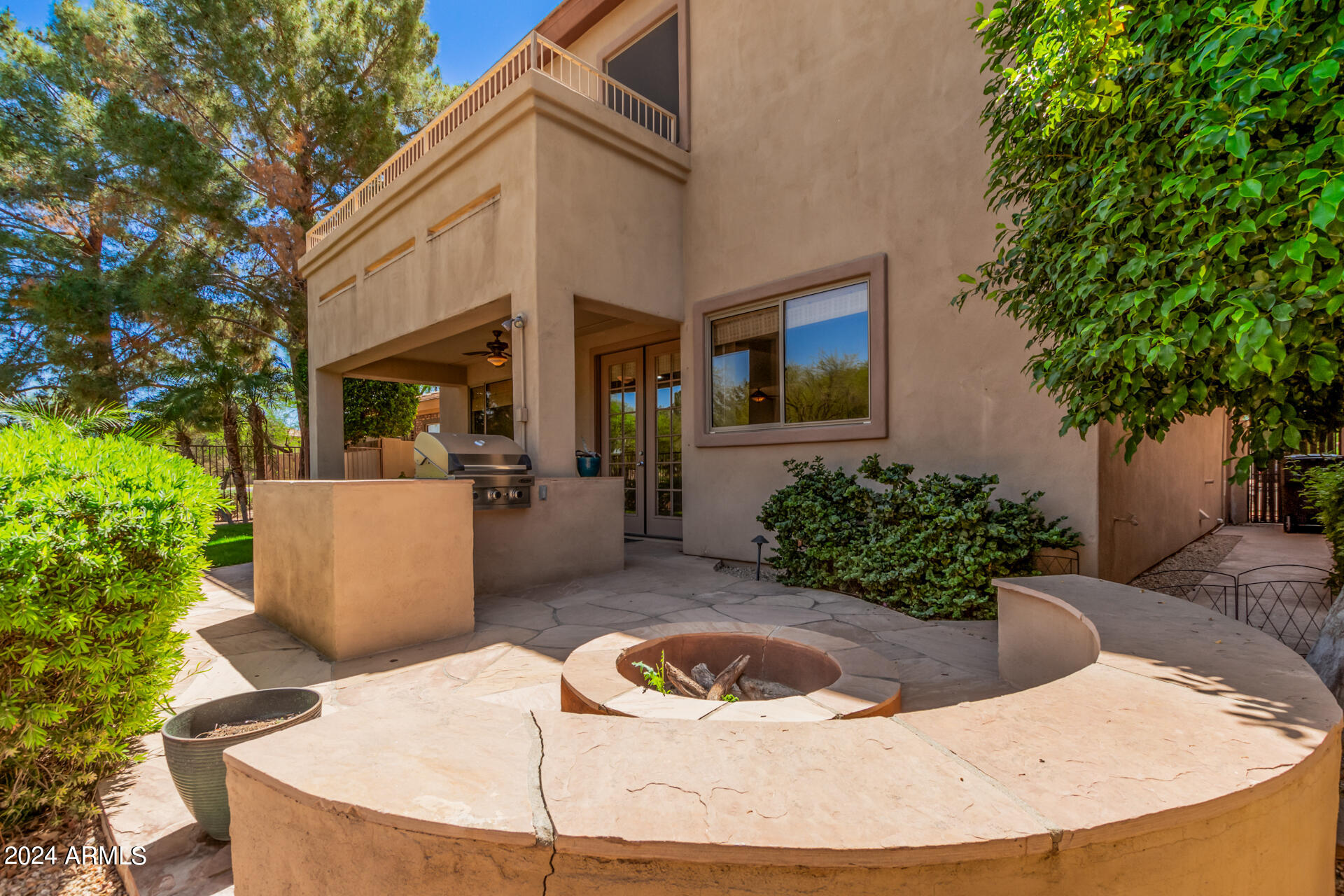 1988 W PERIWINKLE Way