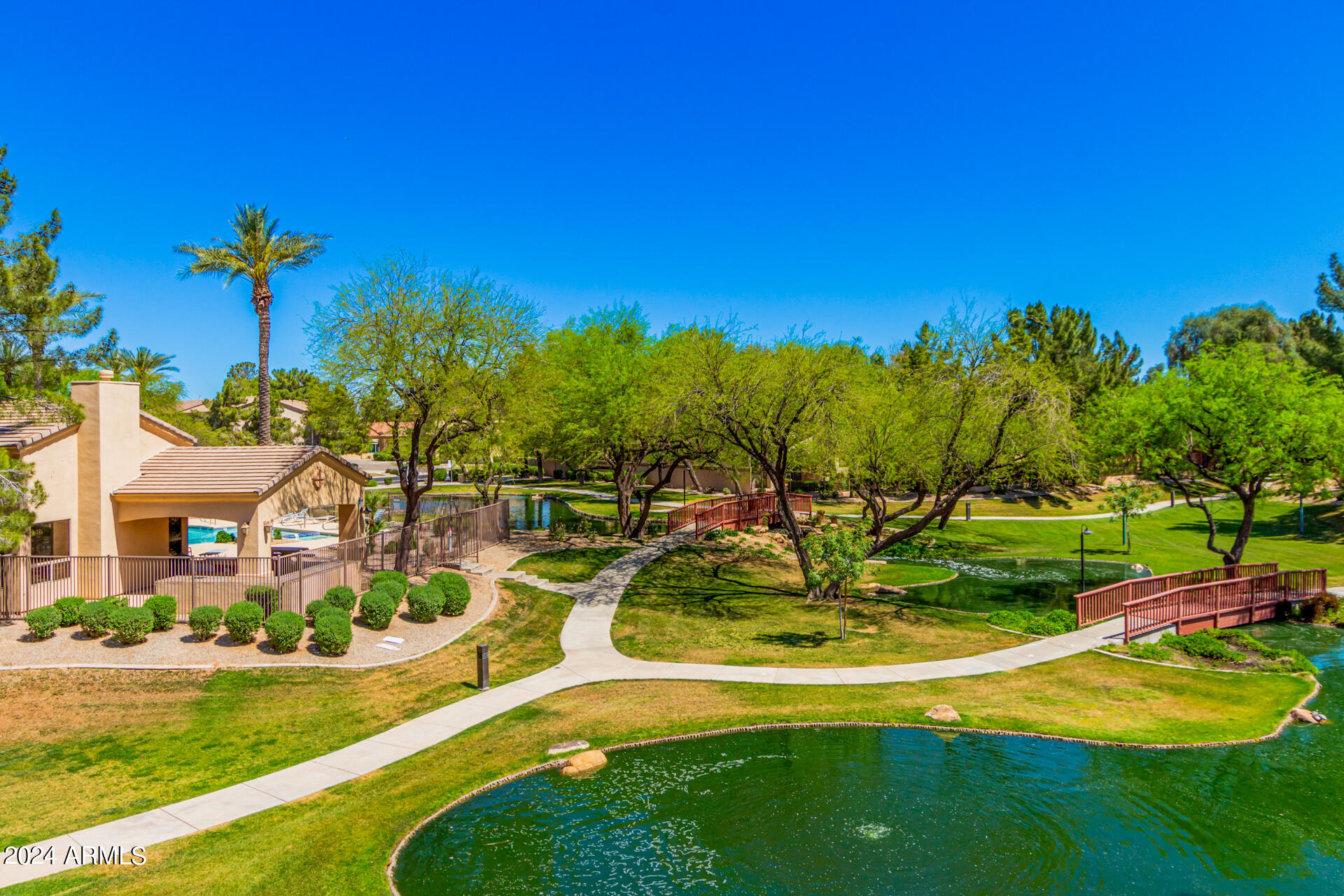 1988 W PERIWINKLE Way