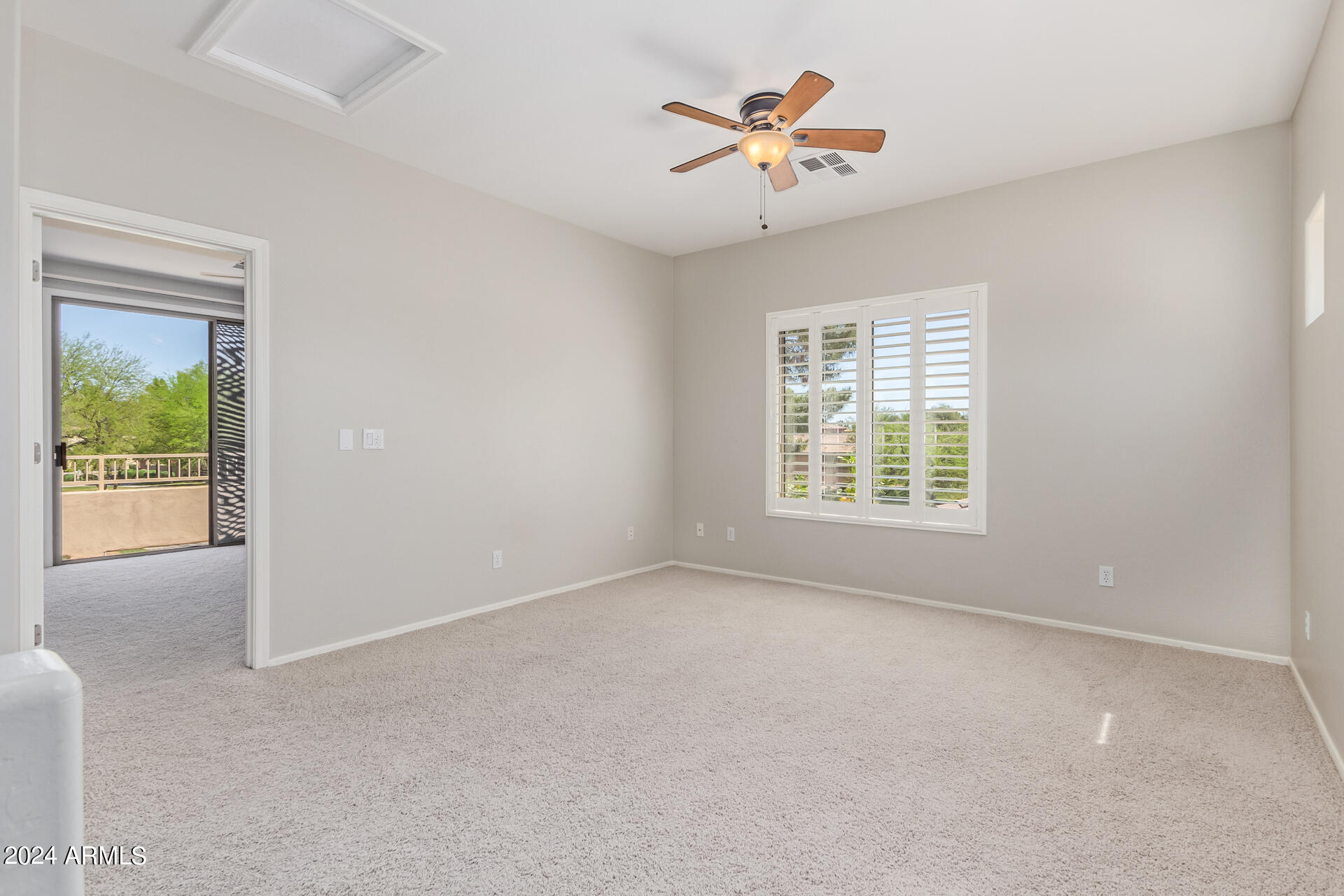 1988 W PERIWINKLE Way