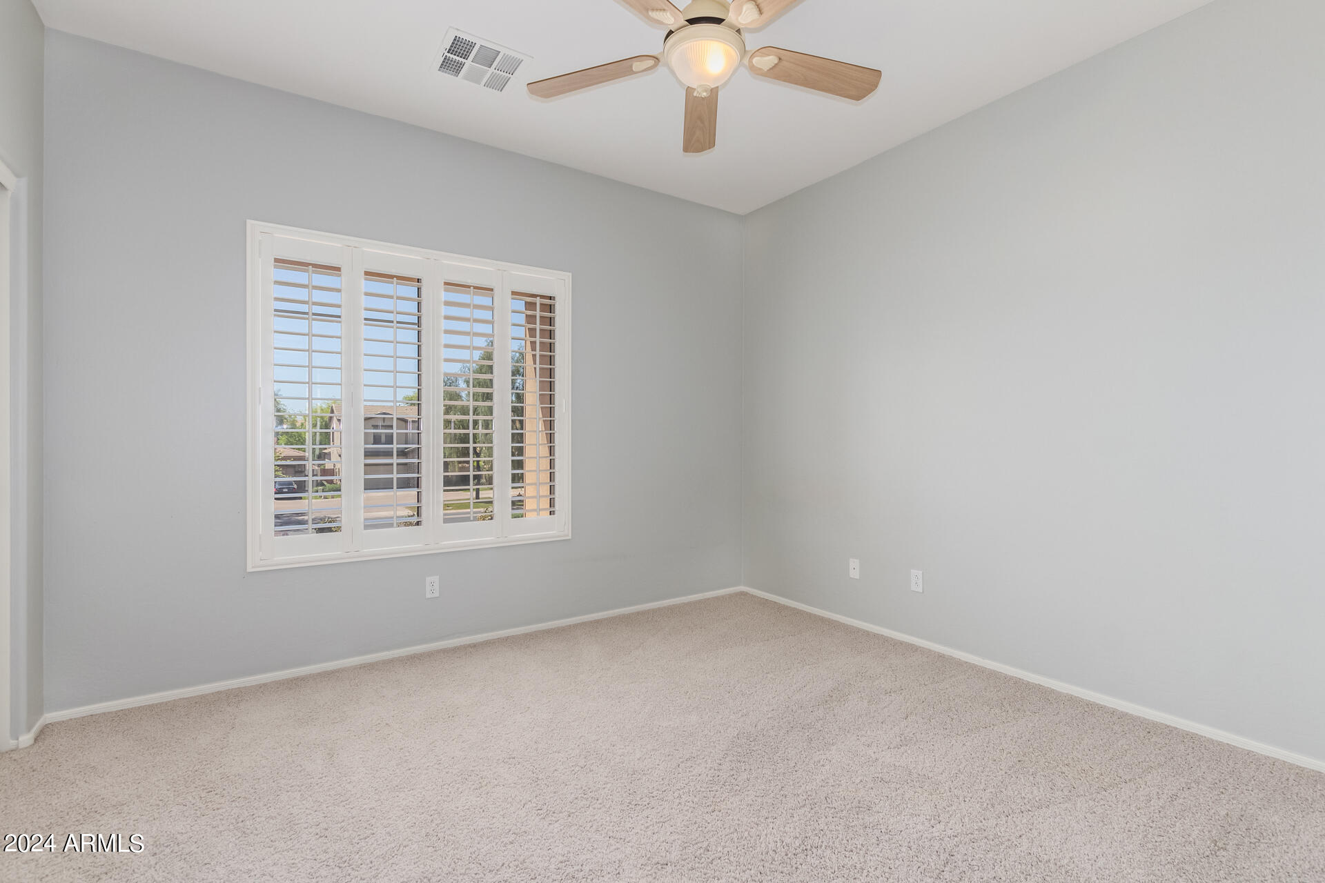 1988 W PERIWINKLE Way