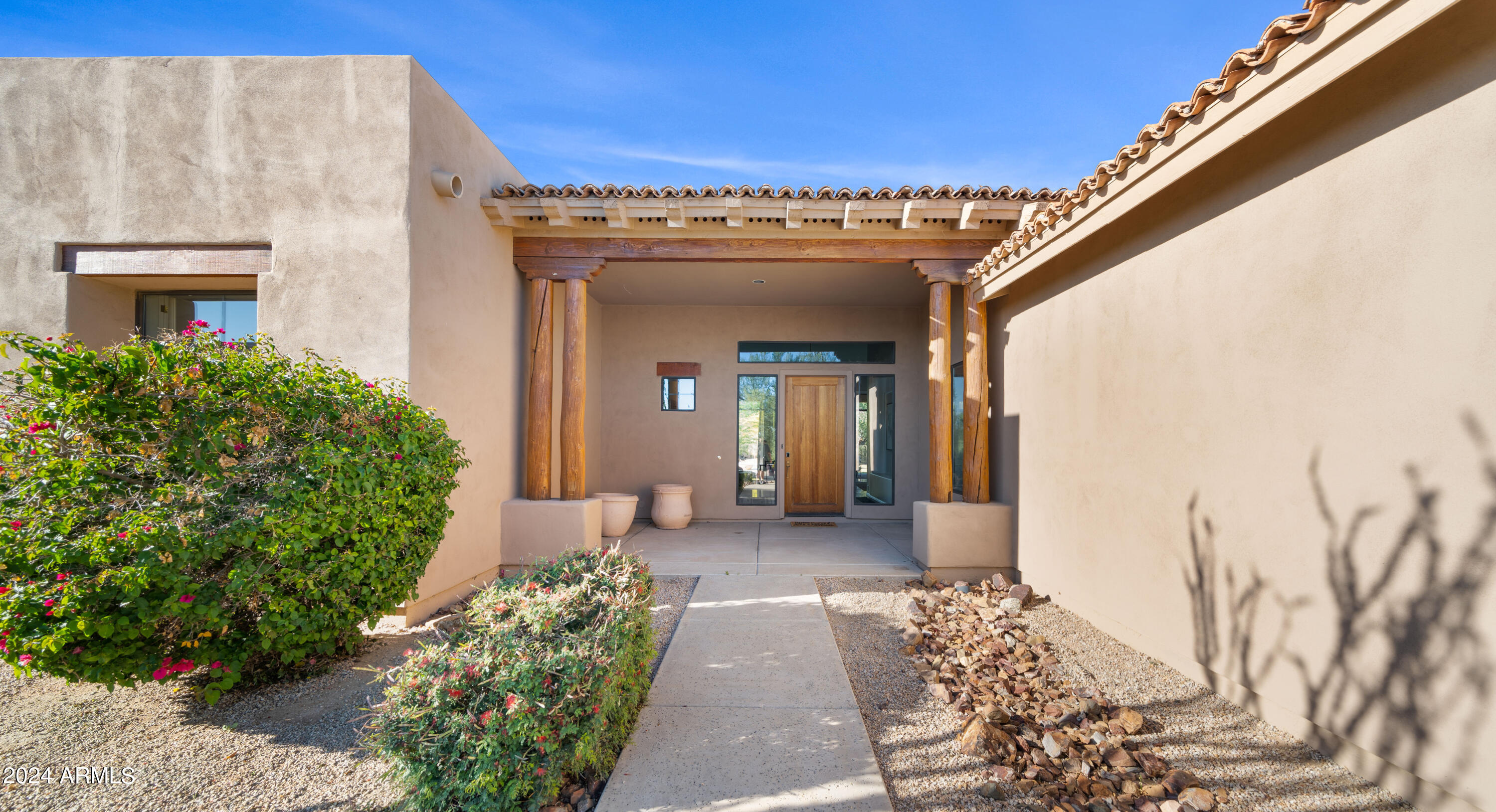 7832 E PARKVIEW Lane