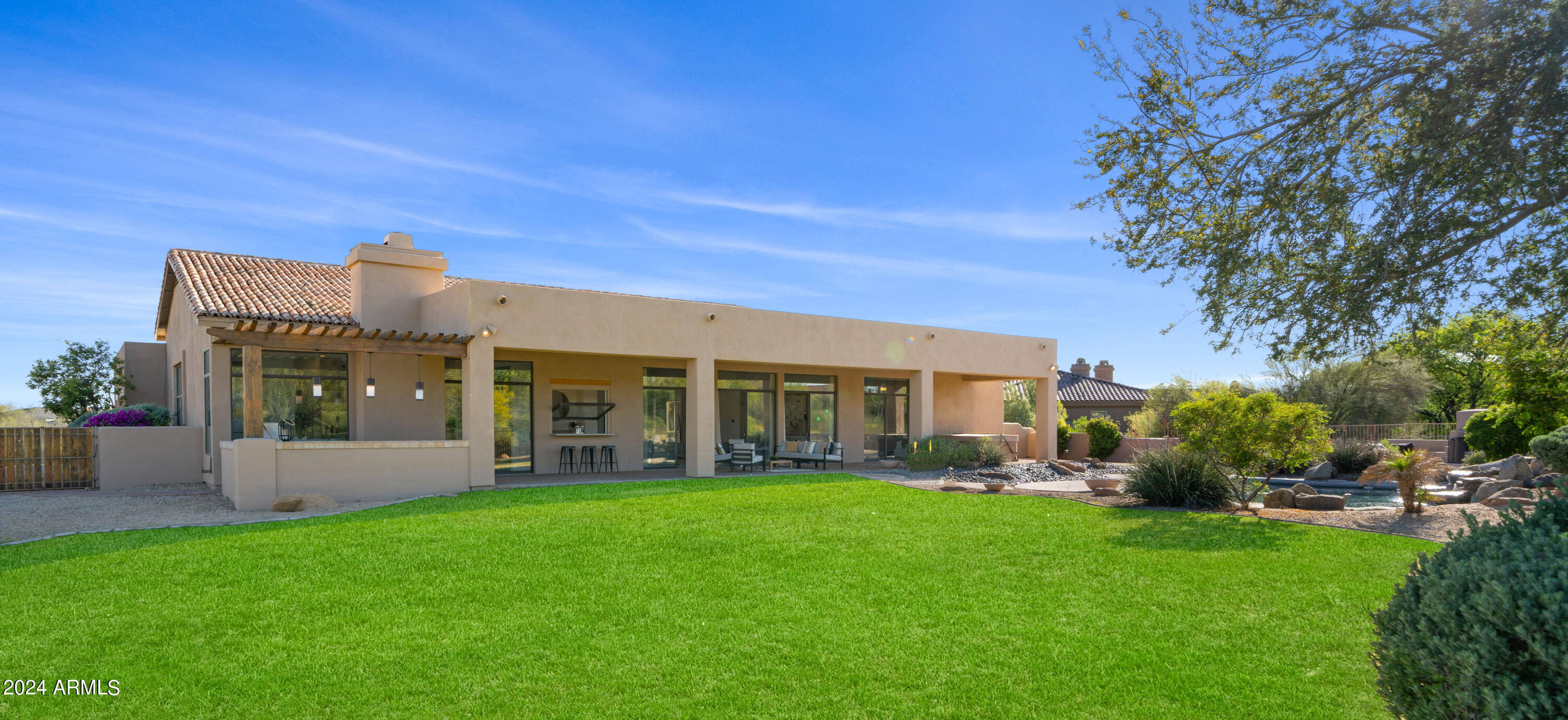 7832 E PARKVIEW Lane