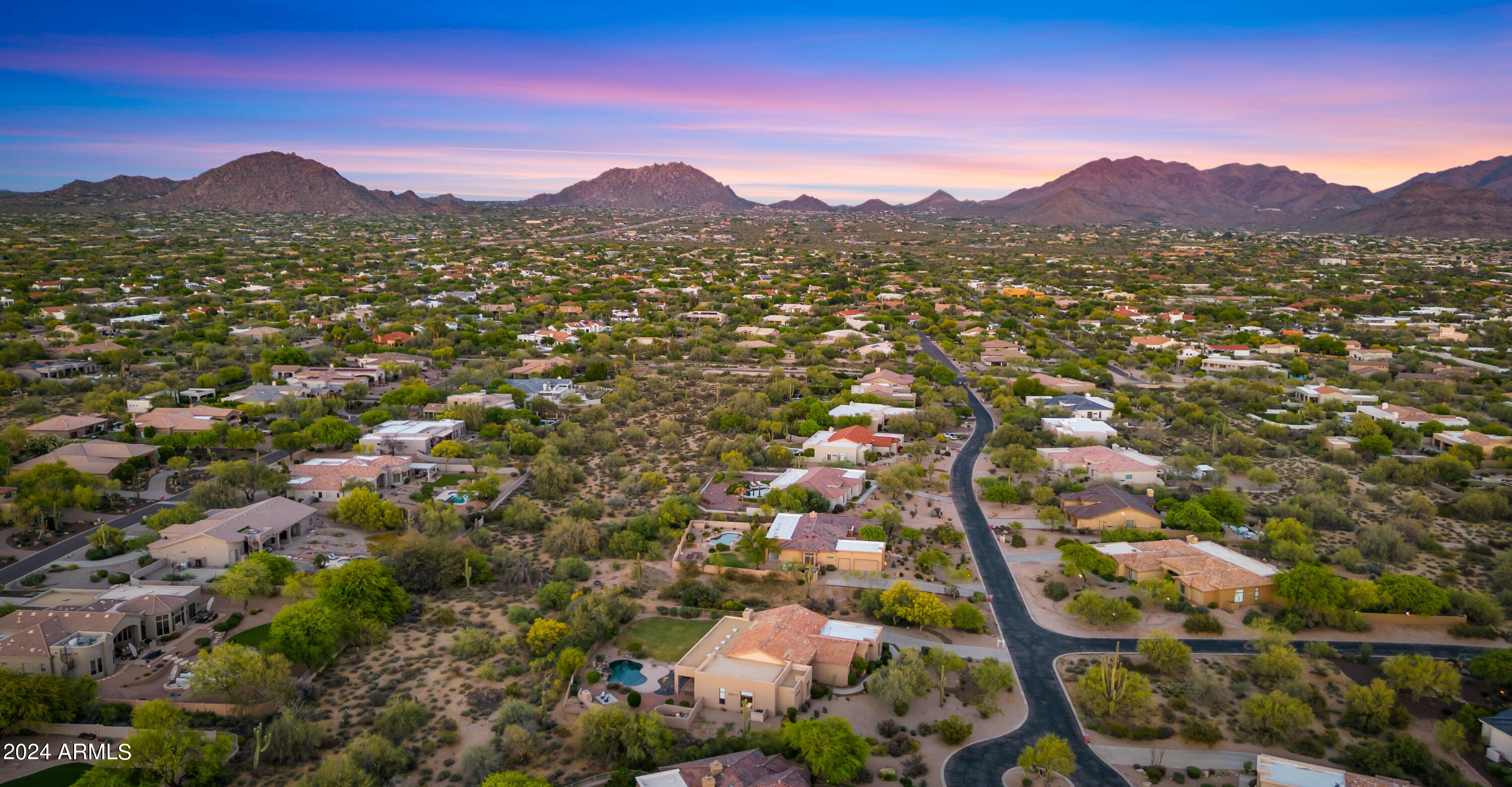 7832 E PARKVIEW Lane