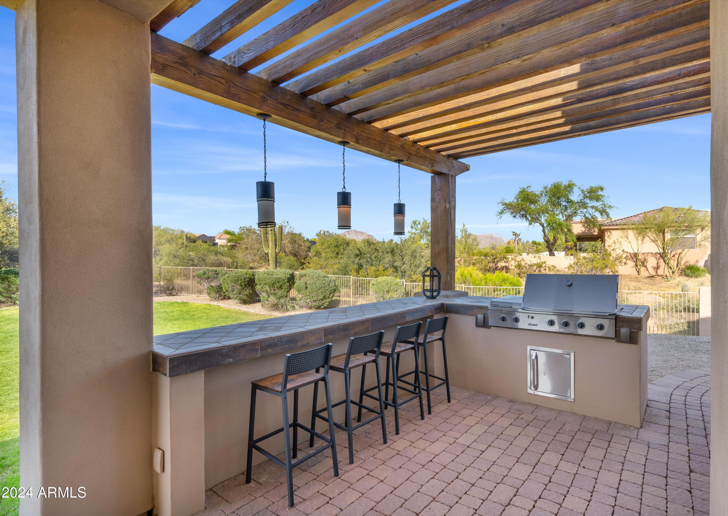 7832 E PARKVIEW Lane