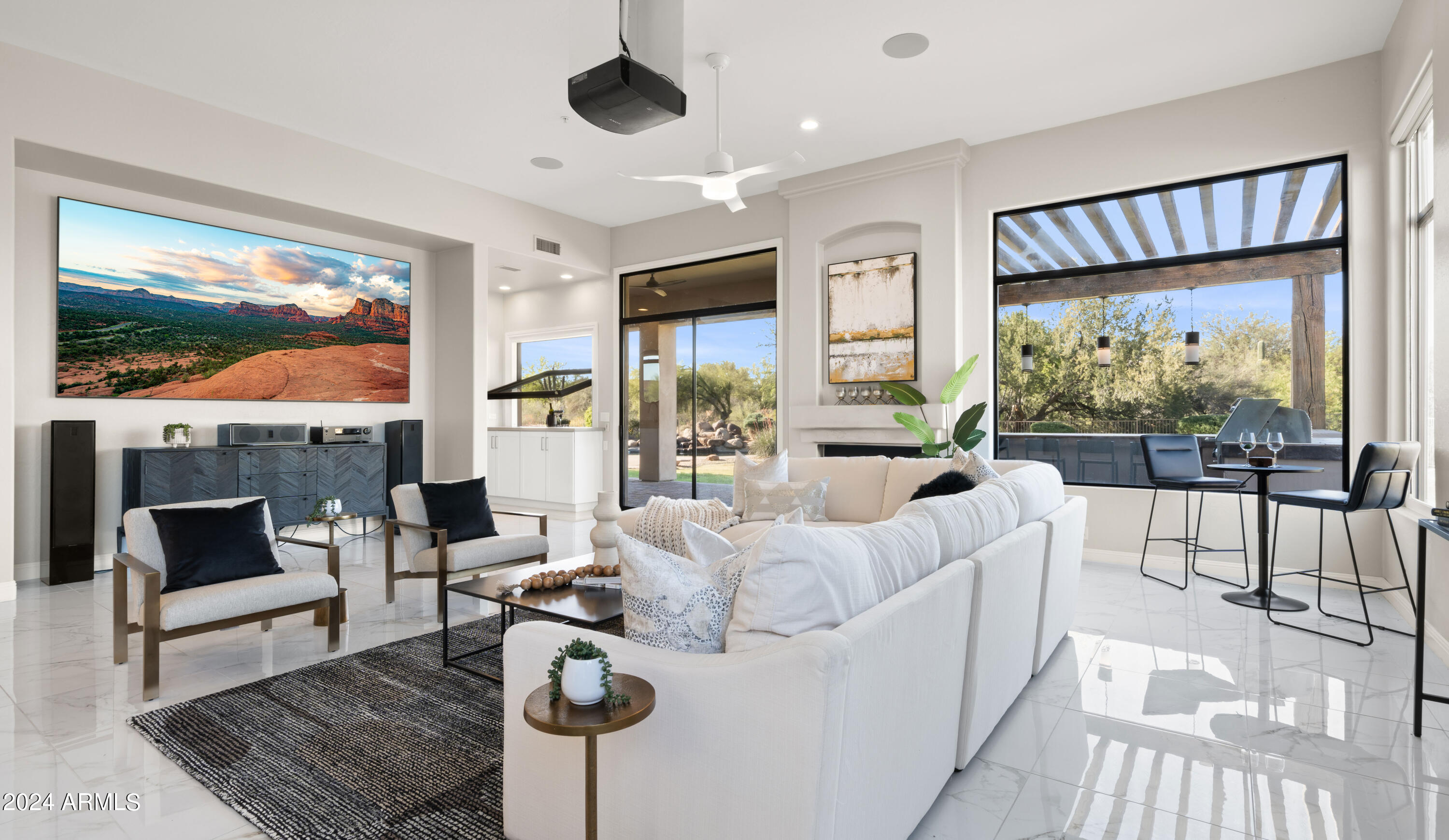 7832 E PARKVIEW Lane