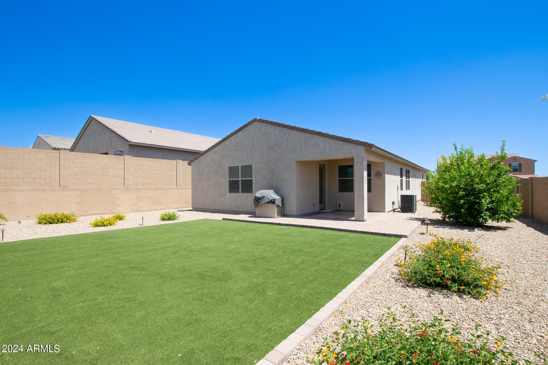 2936 W Brilliant Sky Drive