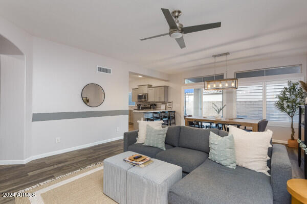 1568 E San Remo Avenue