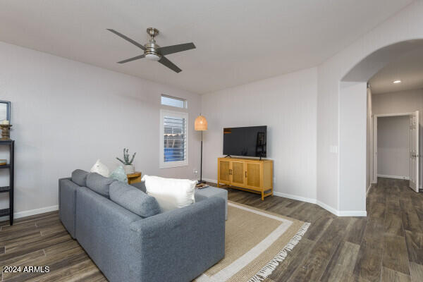 1568 E San Remo Avenue