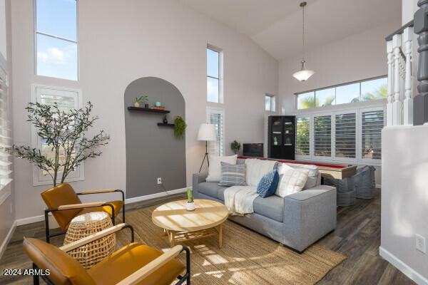 1568 E San Remo Avenue