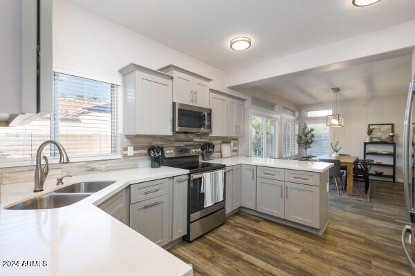 1568 E San Remo Avenue