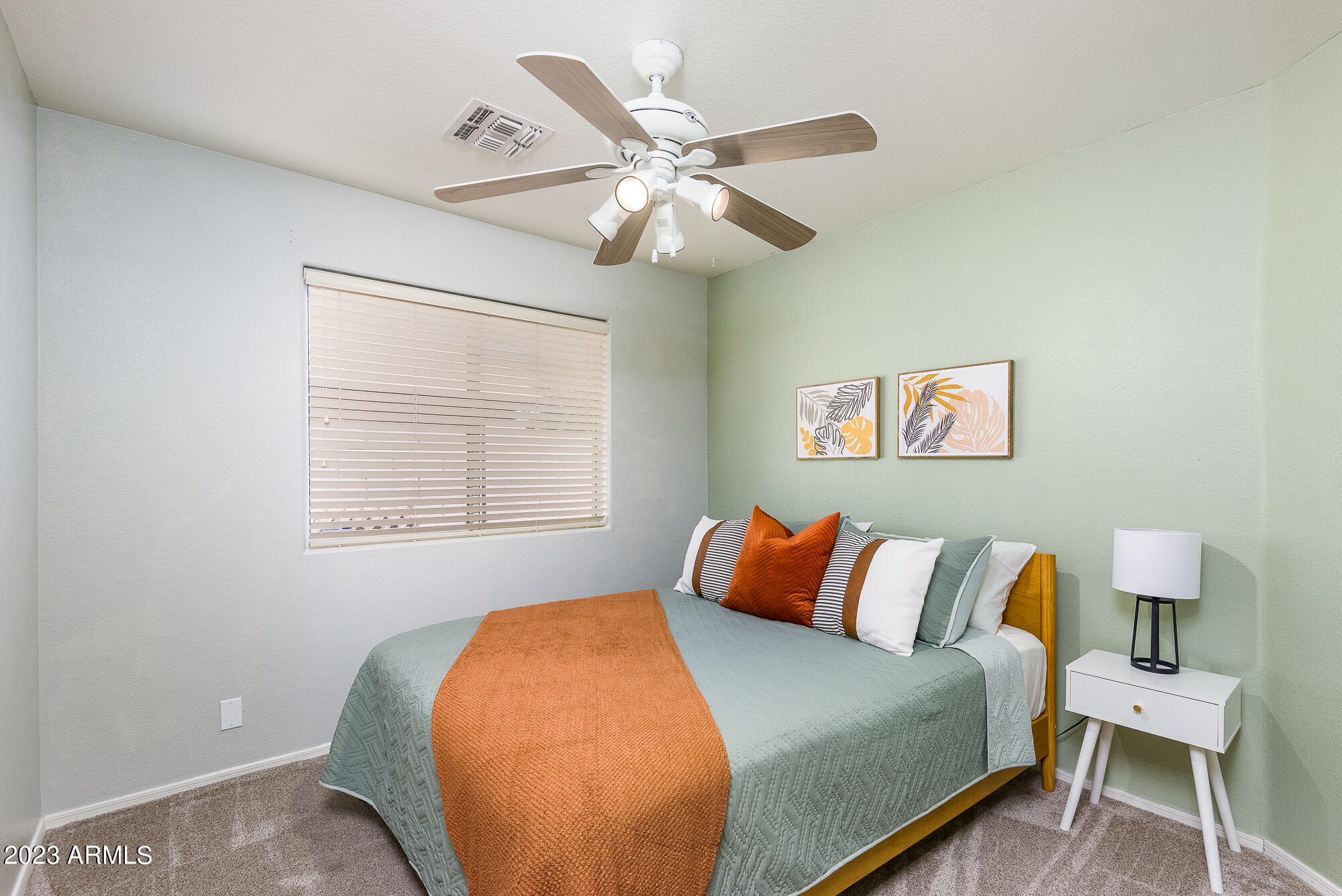 8161 W PONTIAC Drive