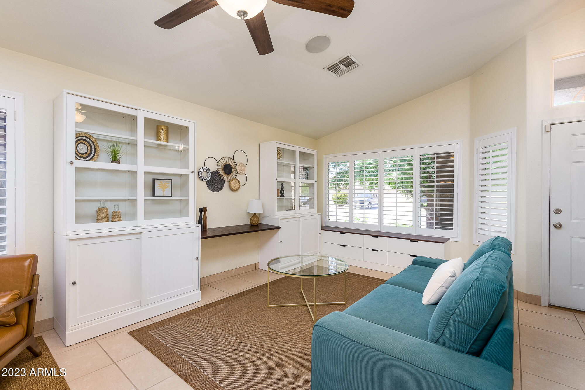 8161 W PONTIAC Drive