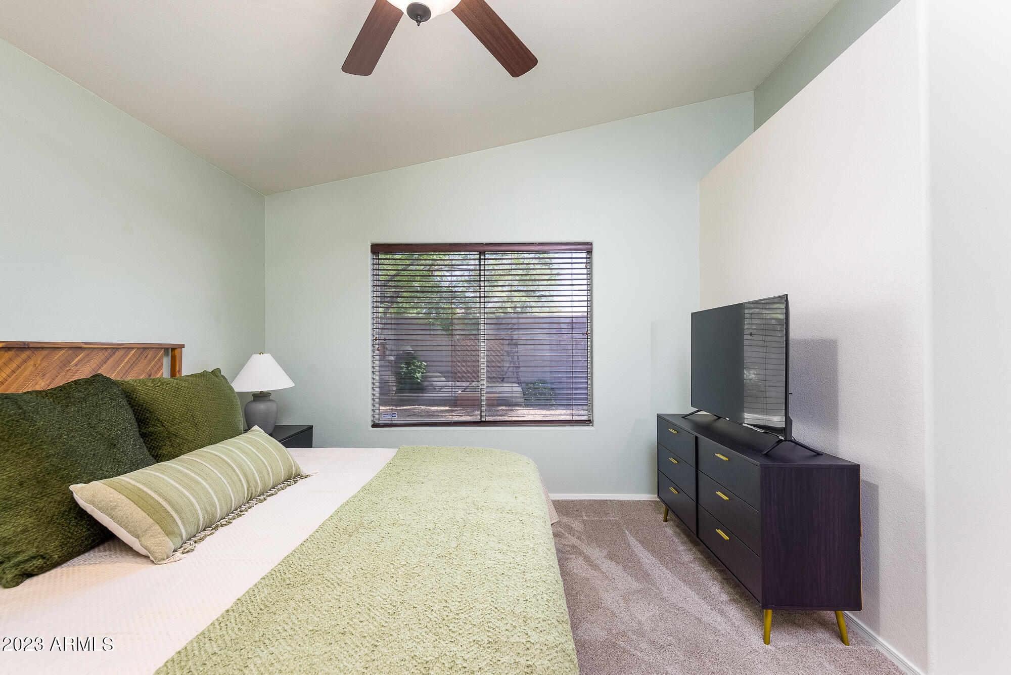 8161 W PONTIAC Drive