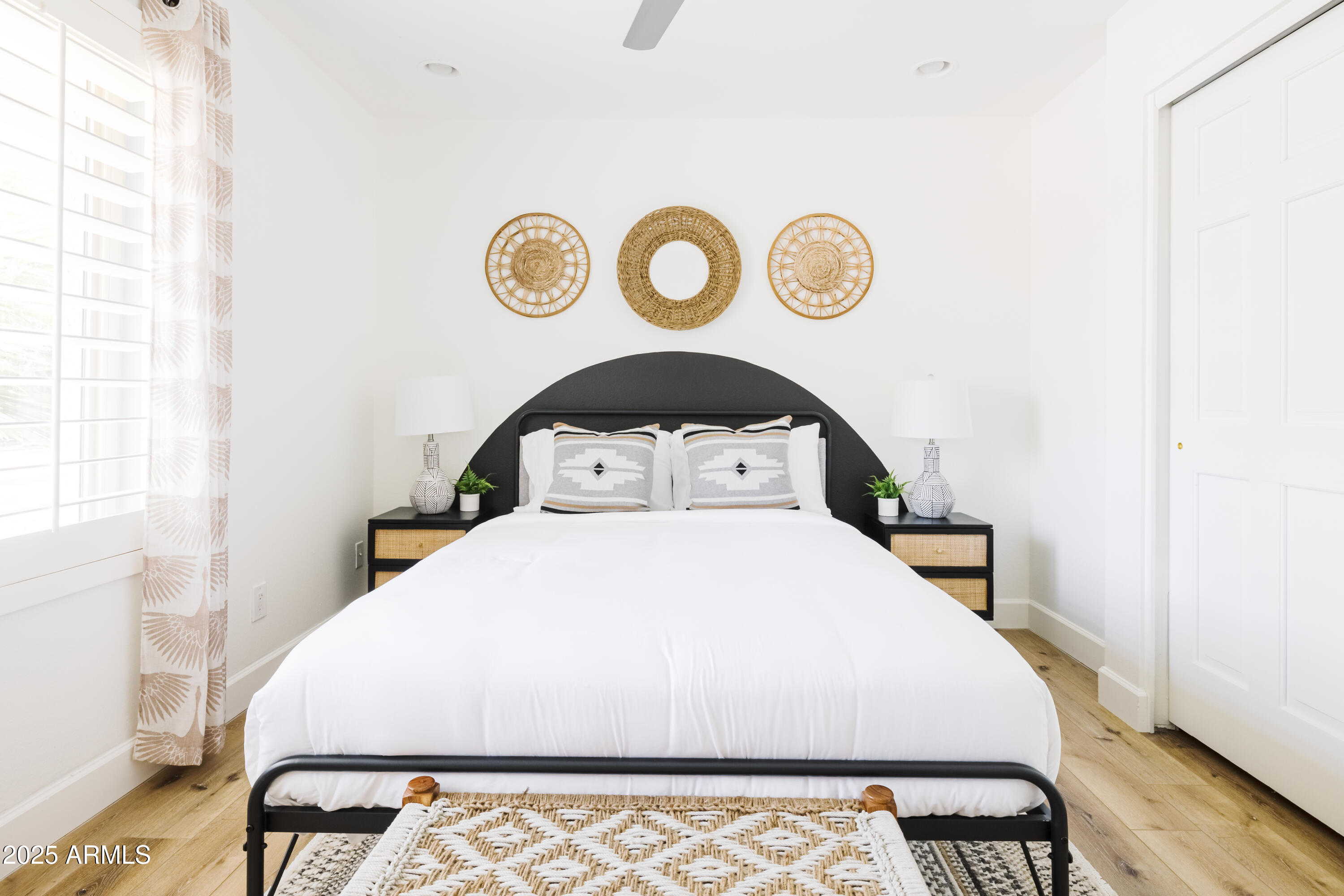 5226 E KATHLEEN Road