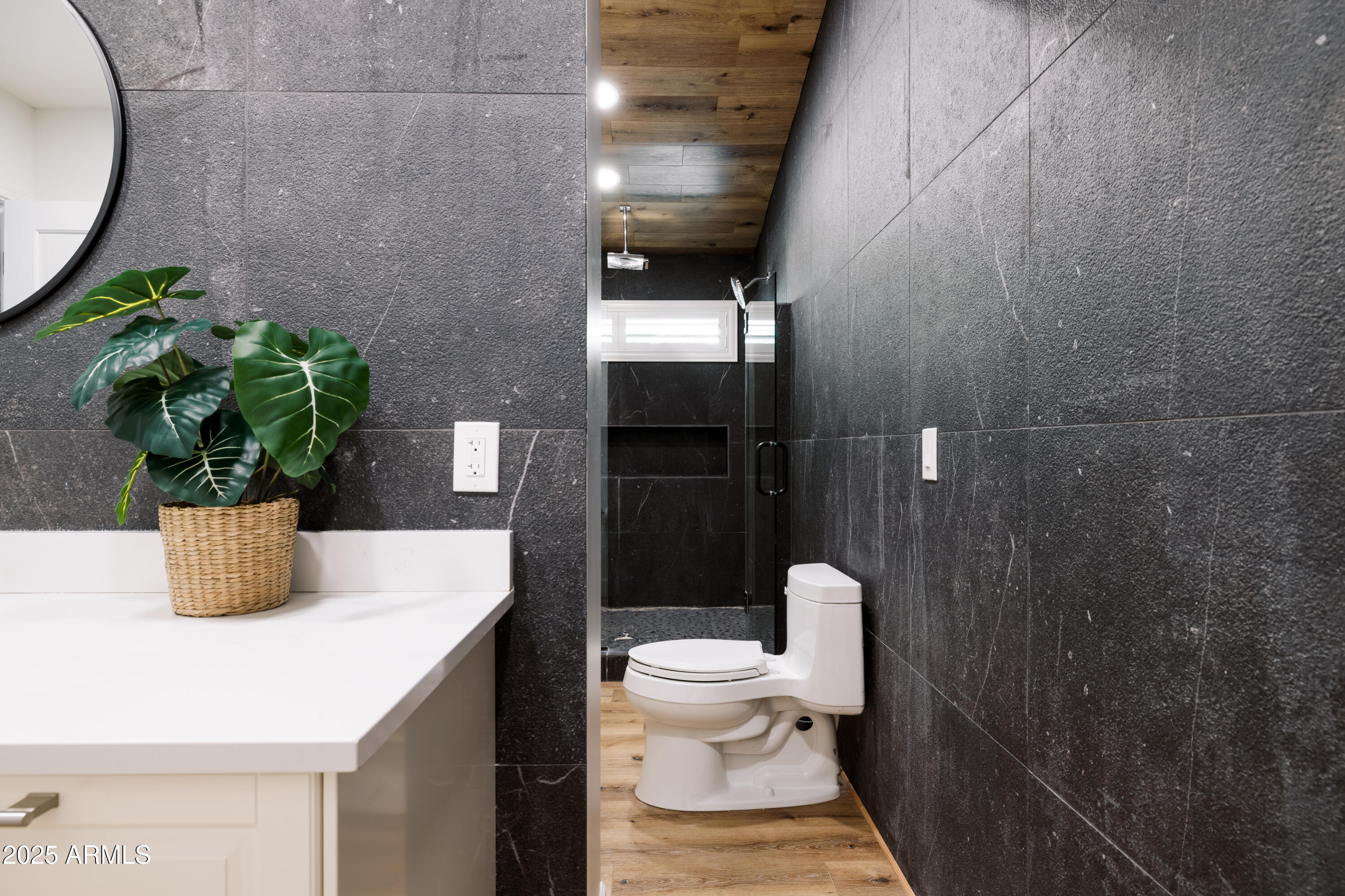 5226 E KATHLEEN Road