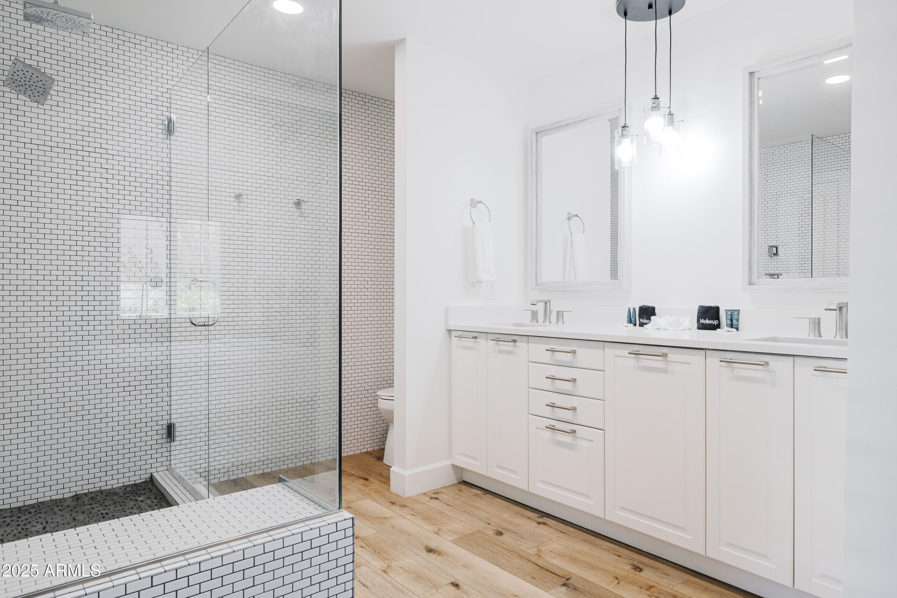 5226 E KATHLEEN Road